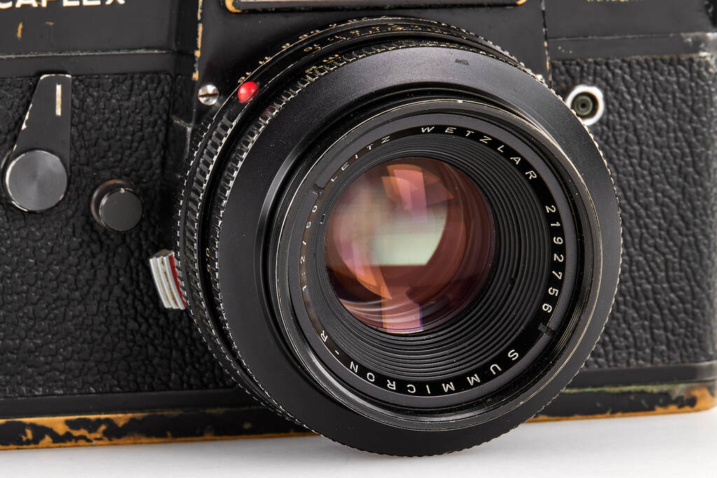 Leicaflex SL black paint outfit