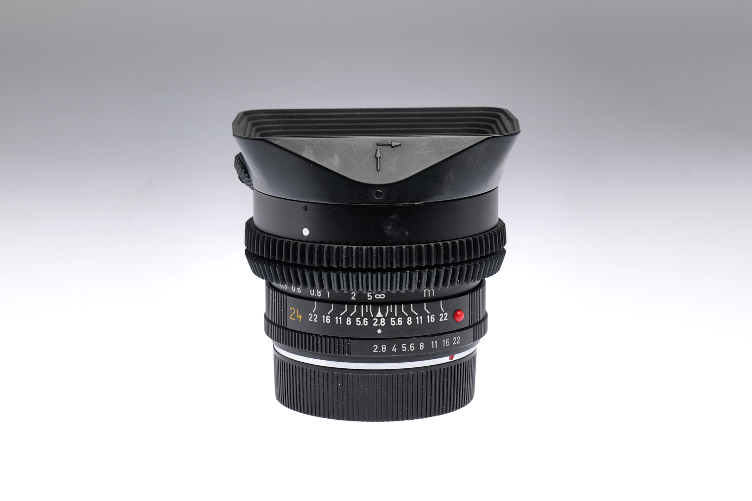 Leica Elamarit-R 2,8/24mm Leica Elamarit-R 2,8/24mm