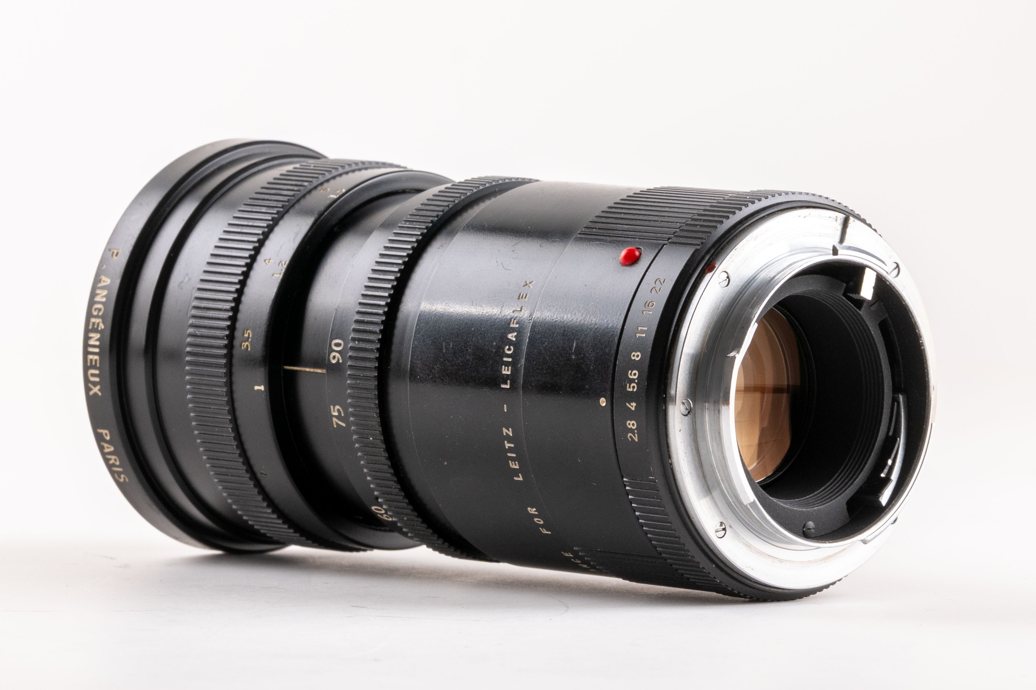 Angenieux Zoom 1:2.8/45-90mm für Leicaflex