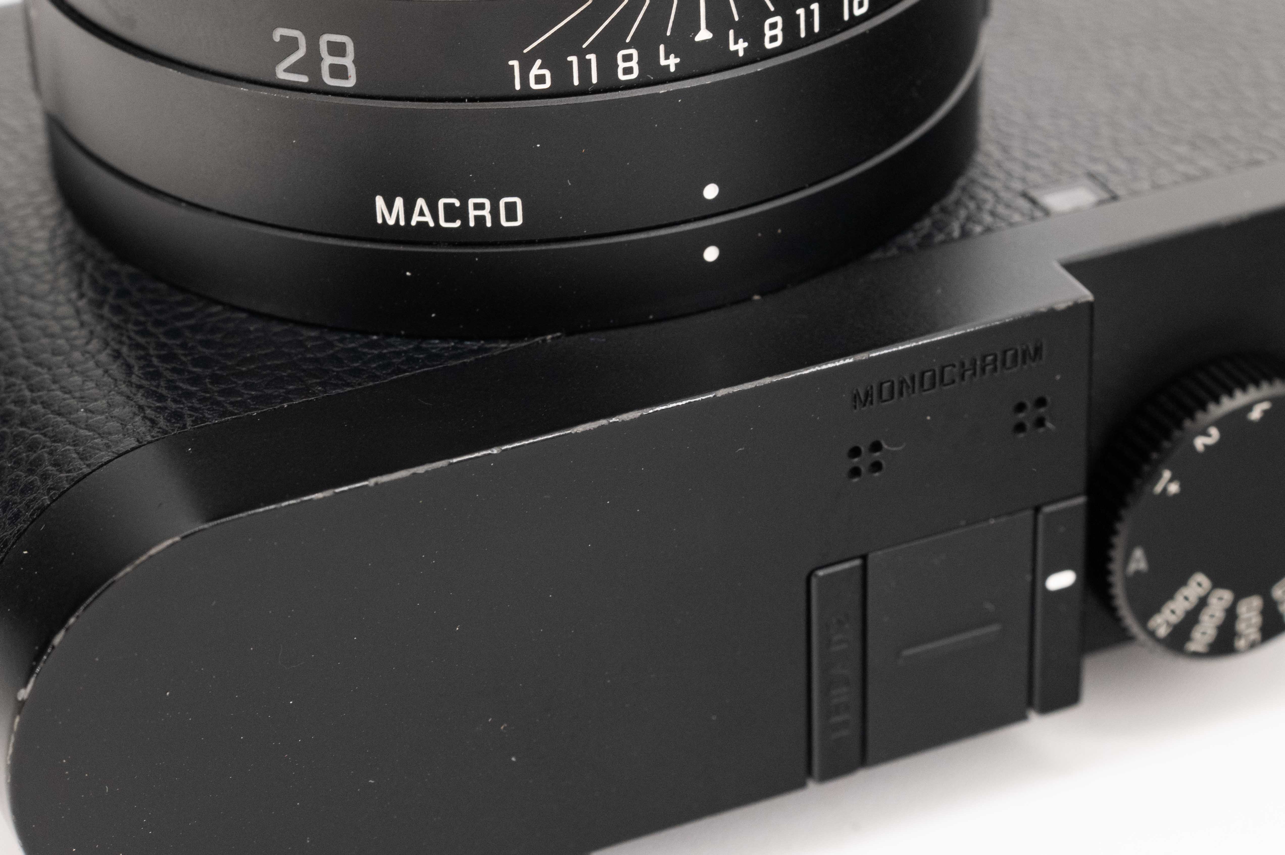 Leica Ex-Demo Q2 Monochrom 19055