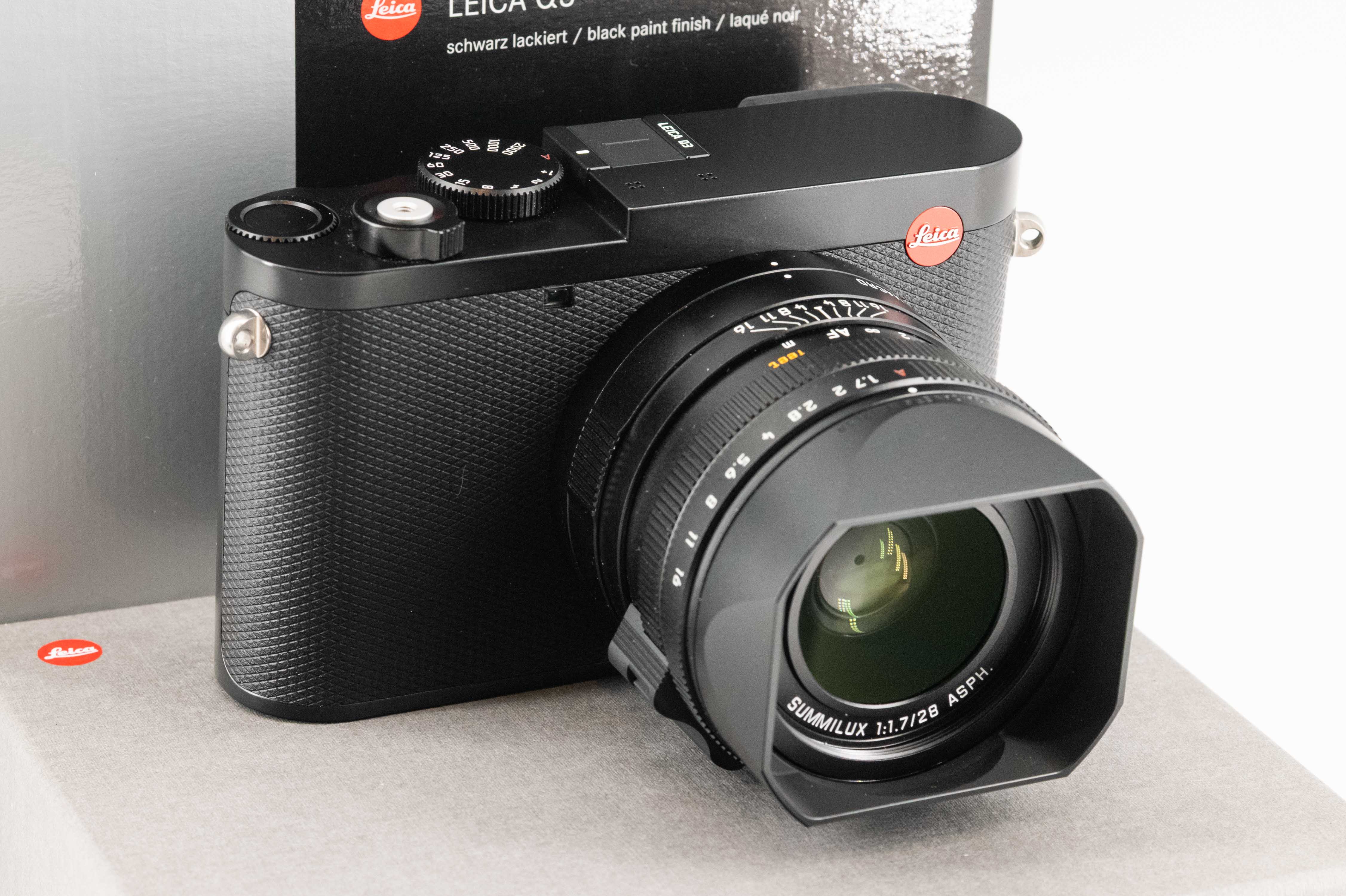 Leica Q3 Black 19080