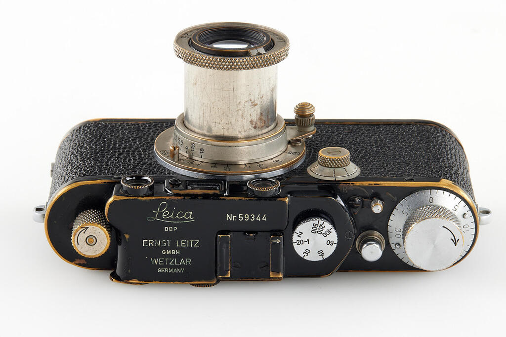 Leica III Mod. F outfit 'Erich Andres'
