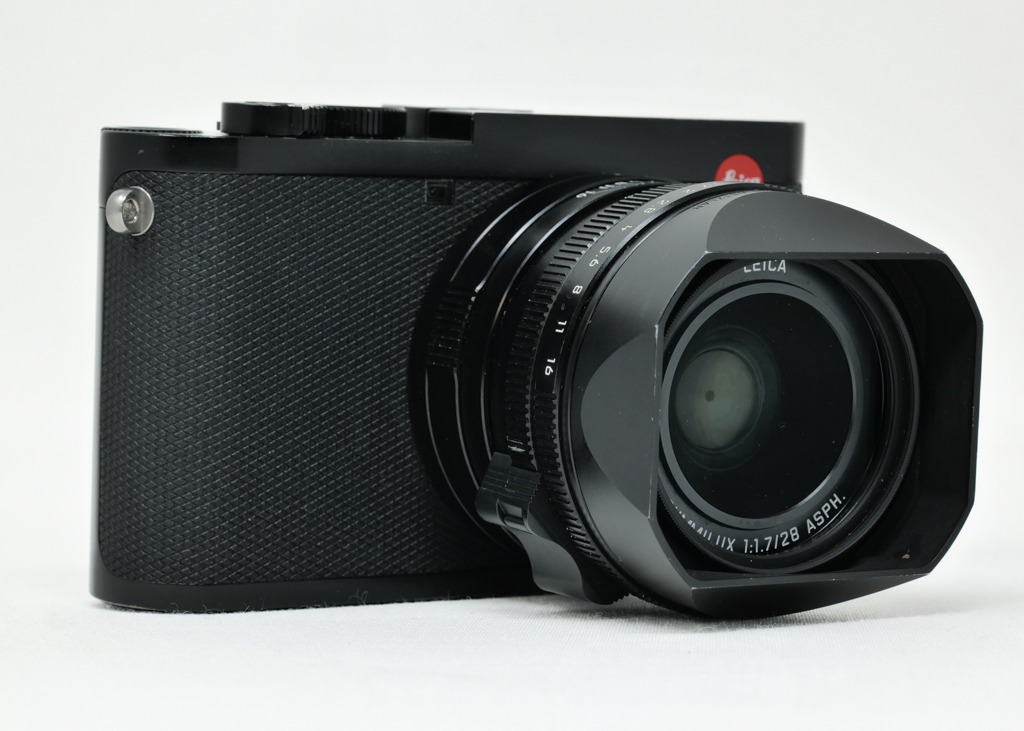 Leica Q (Typ 116), black eloxiert | Leica Camera Classic