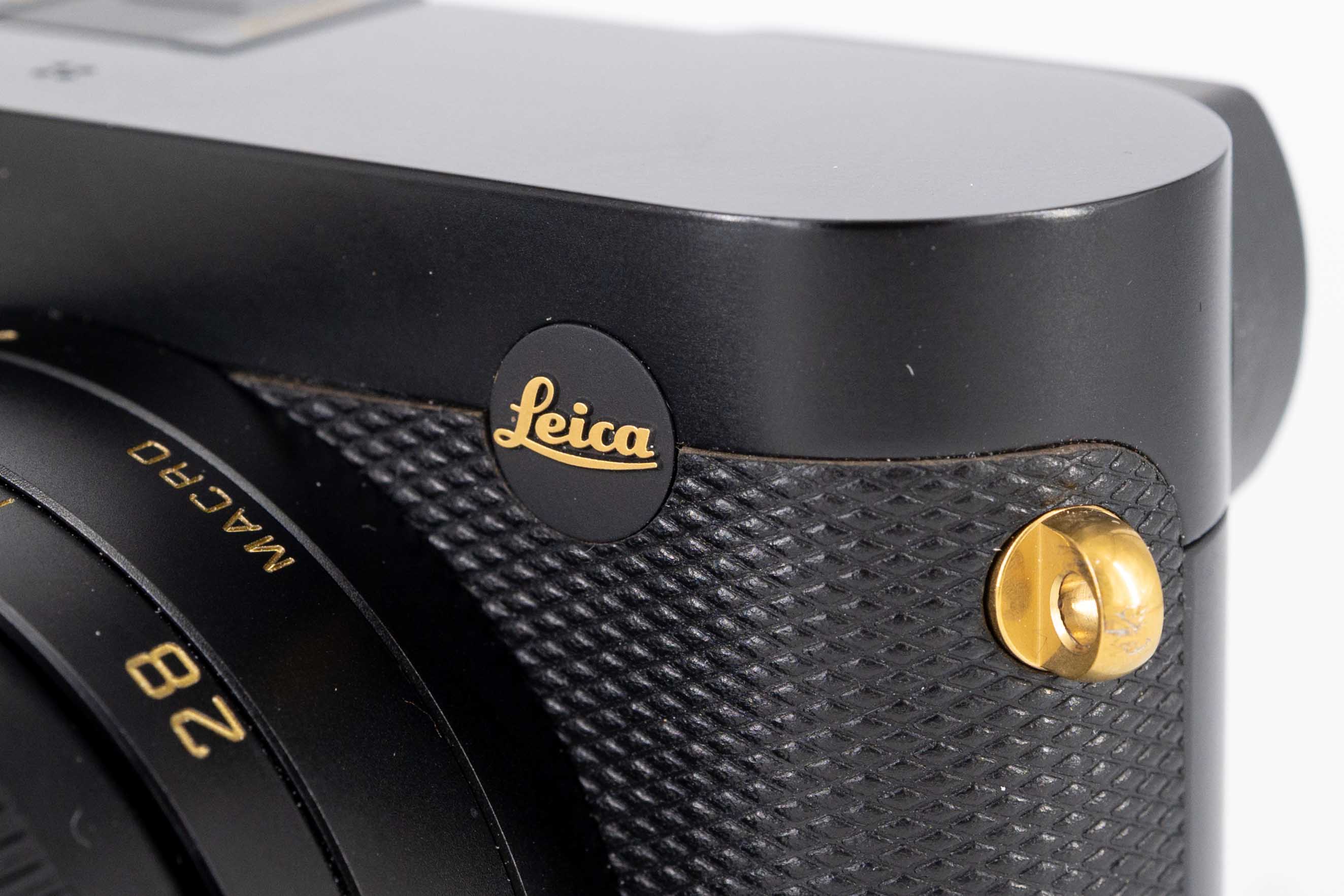 LEICA Q2 Daniel Craig x Greg Williams