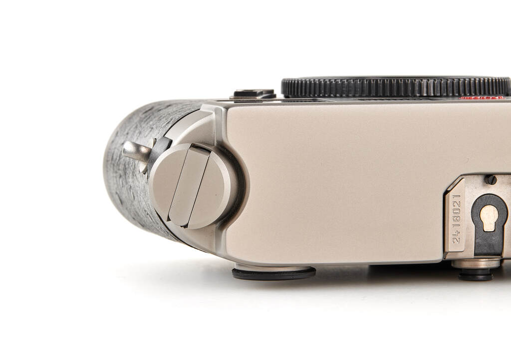 Leica M6 10412 Titan