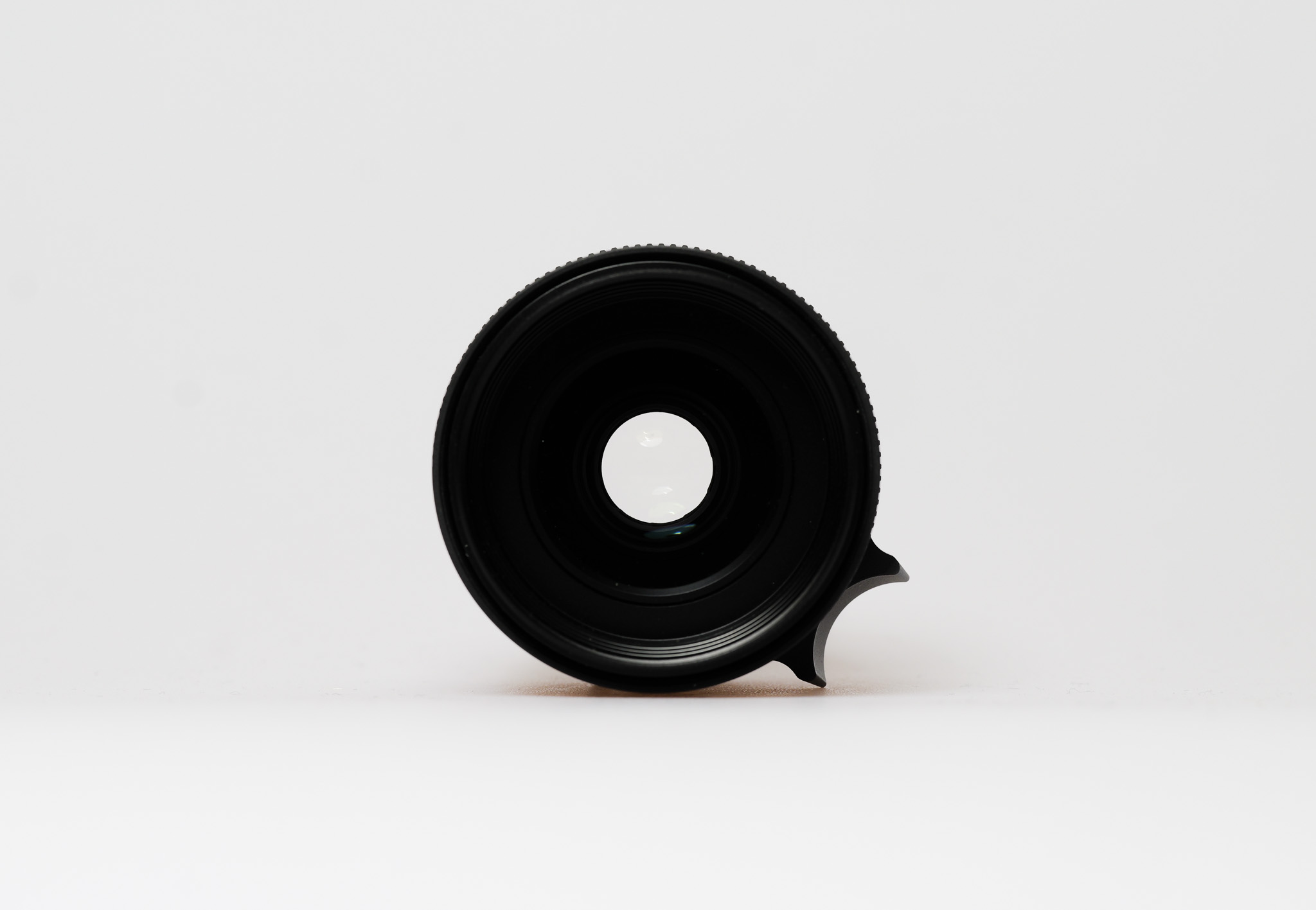 SUMMICRON-M 1:2/28 ASPH. sw. matt. lack