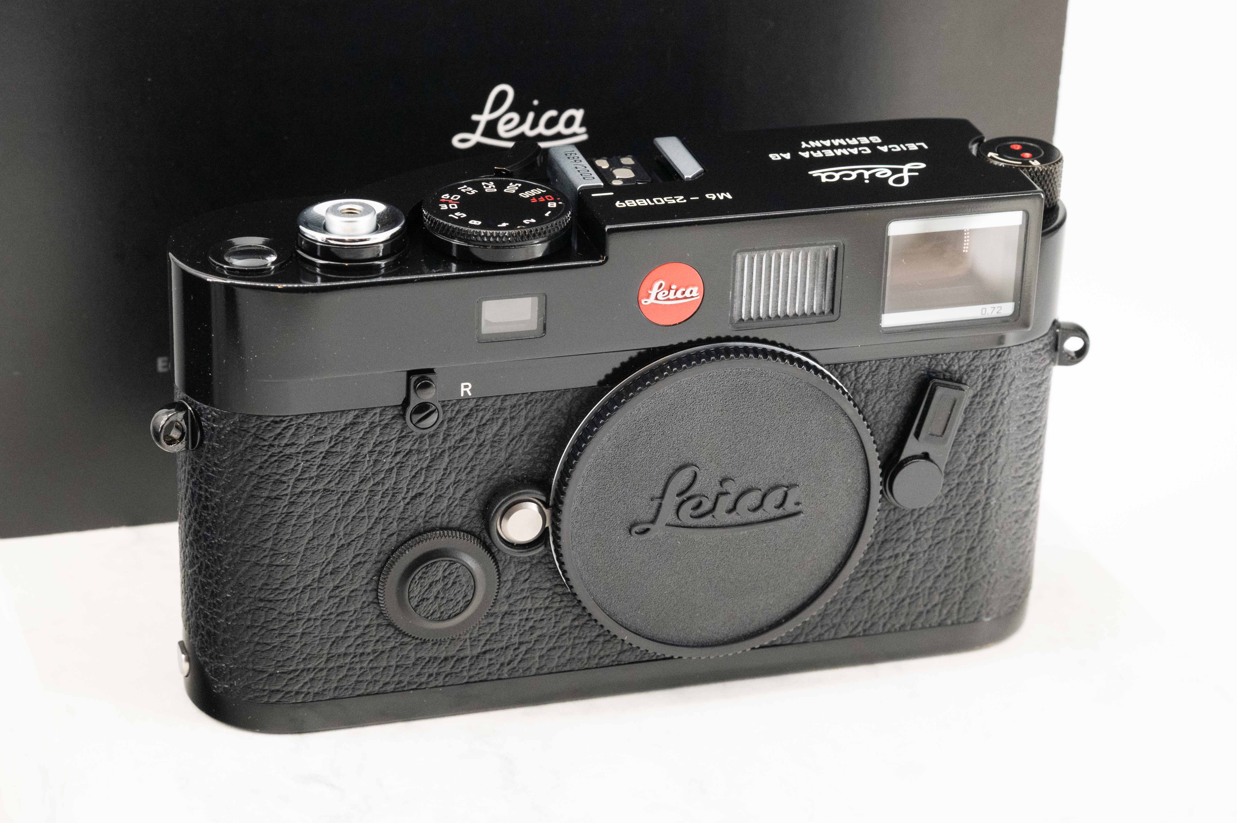 Leica M6 Black Paint Millennium Edition 10442