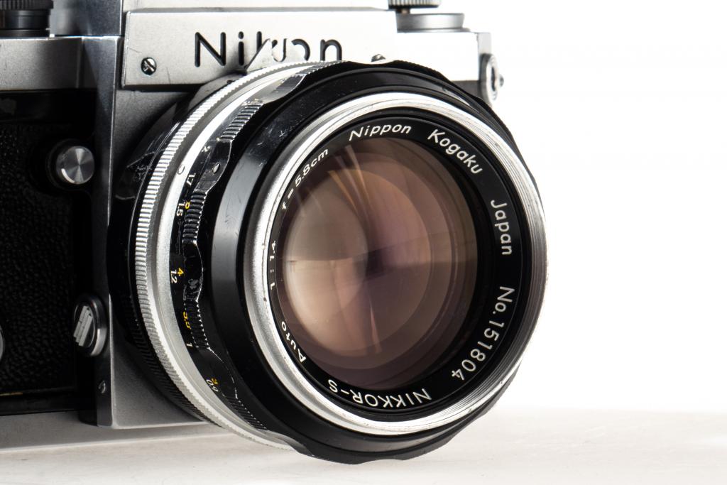 Nikon F Eyelevel chrome set