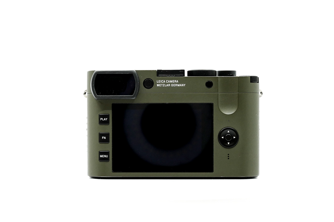 Leica Q2 "Reporter"
