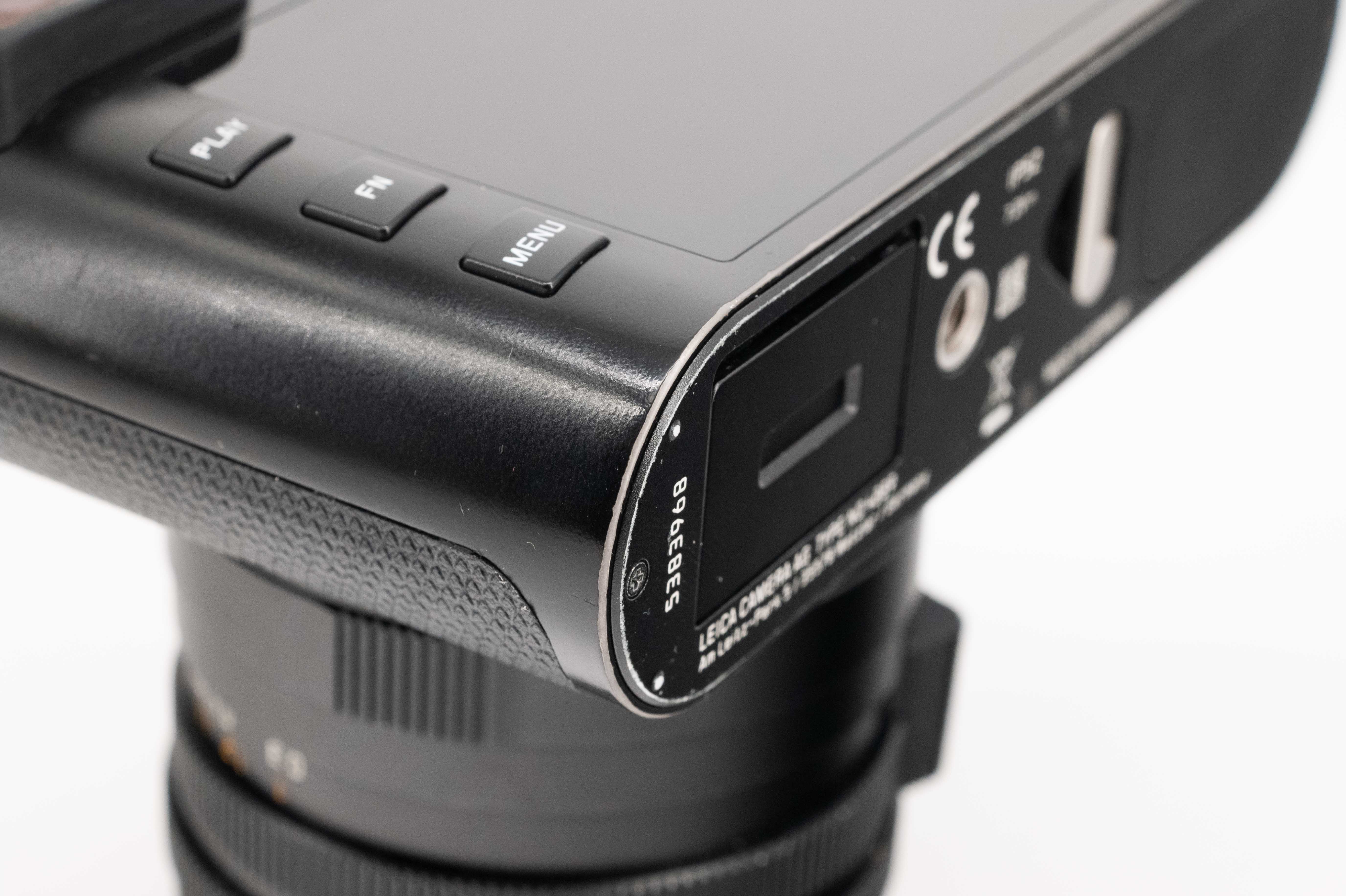 Leica Ex-Demo Q2 Black 19050