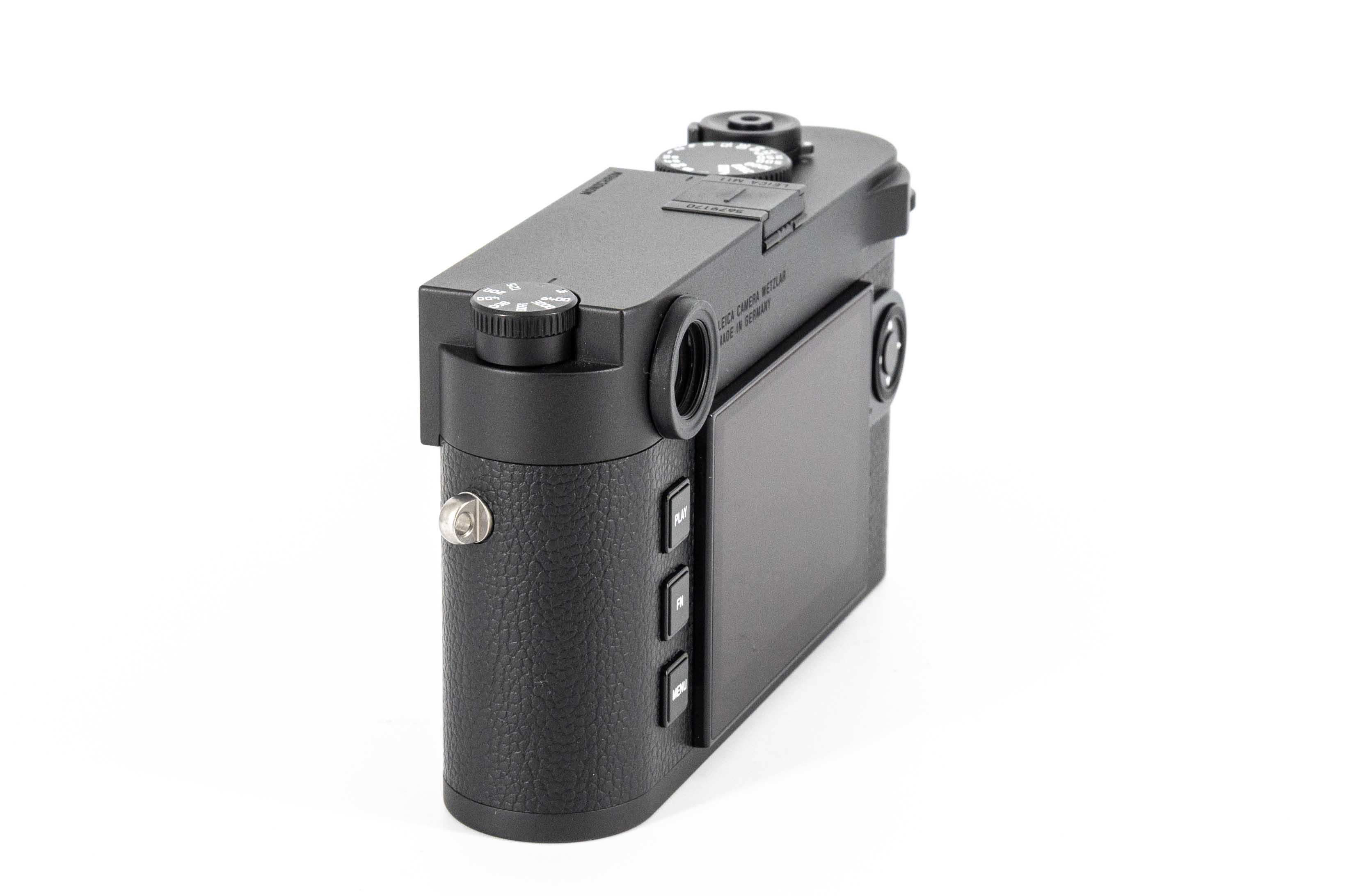 M11 monochrome, black lacquered