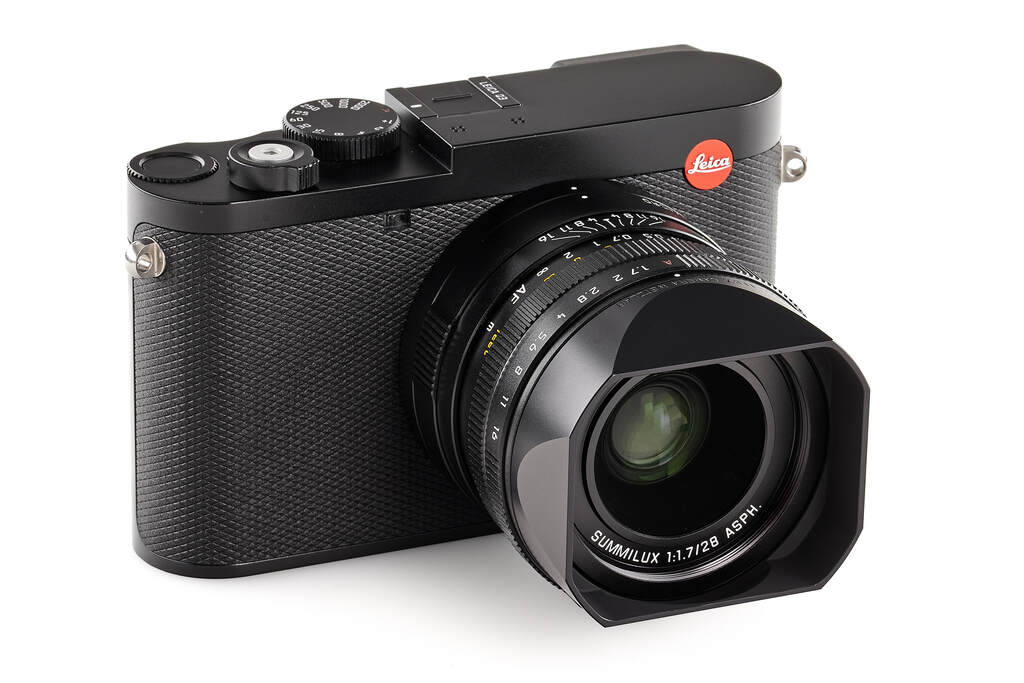 Leica Q3 19080 - like new with one year guarantee
