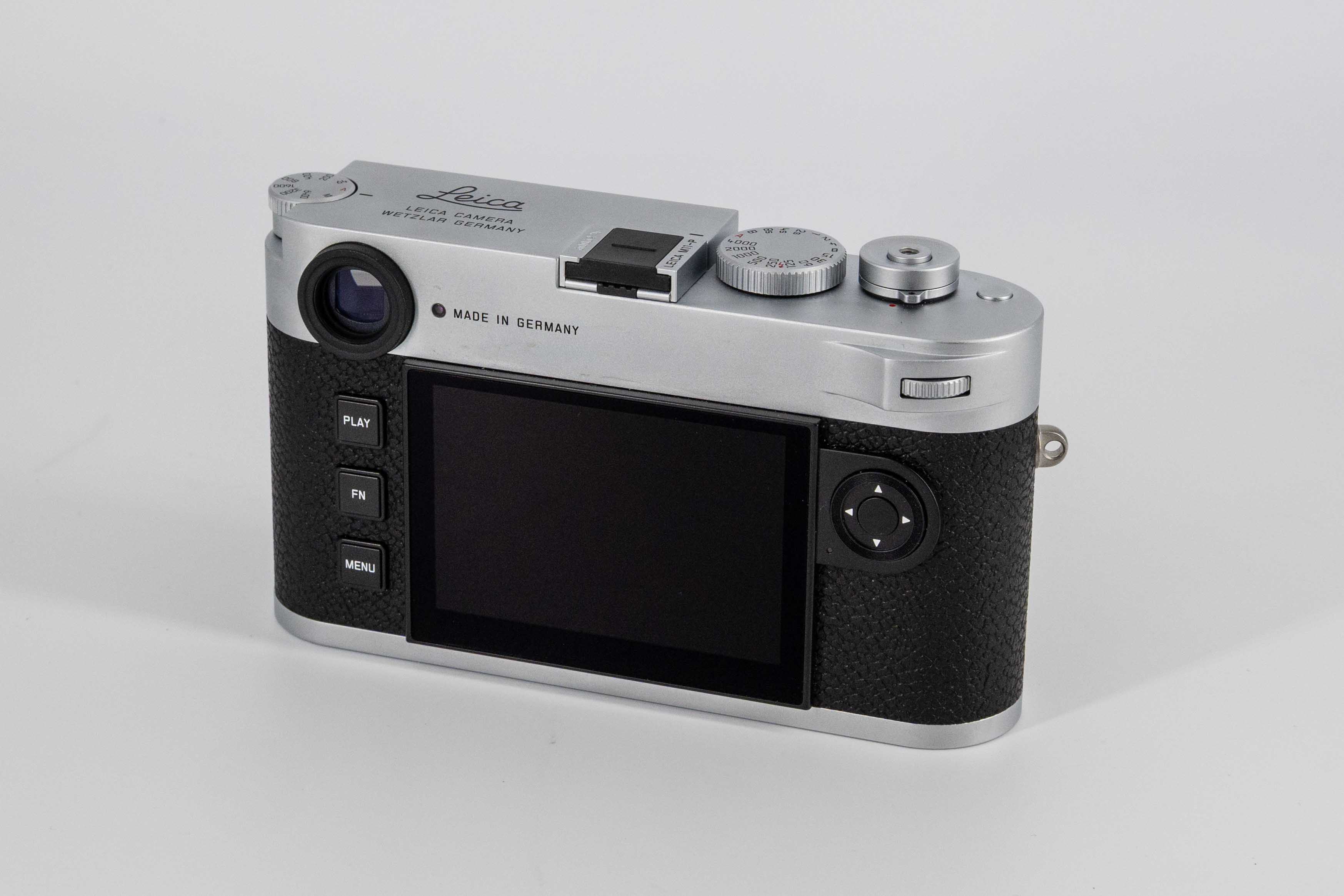 M11-P, silbern verchromt