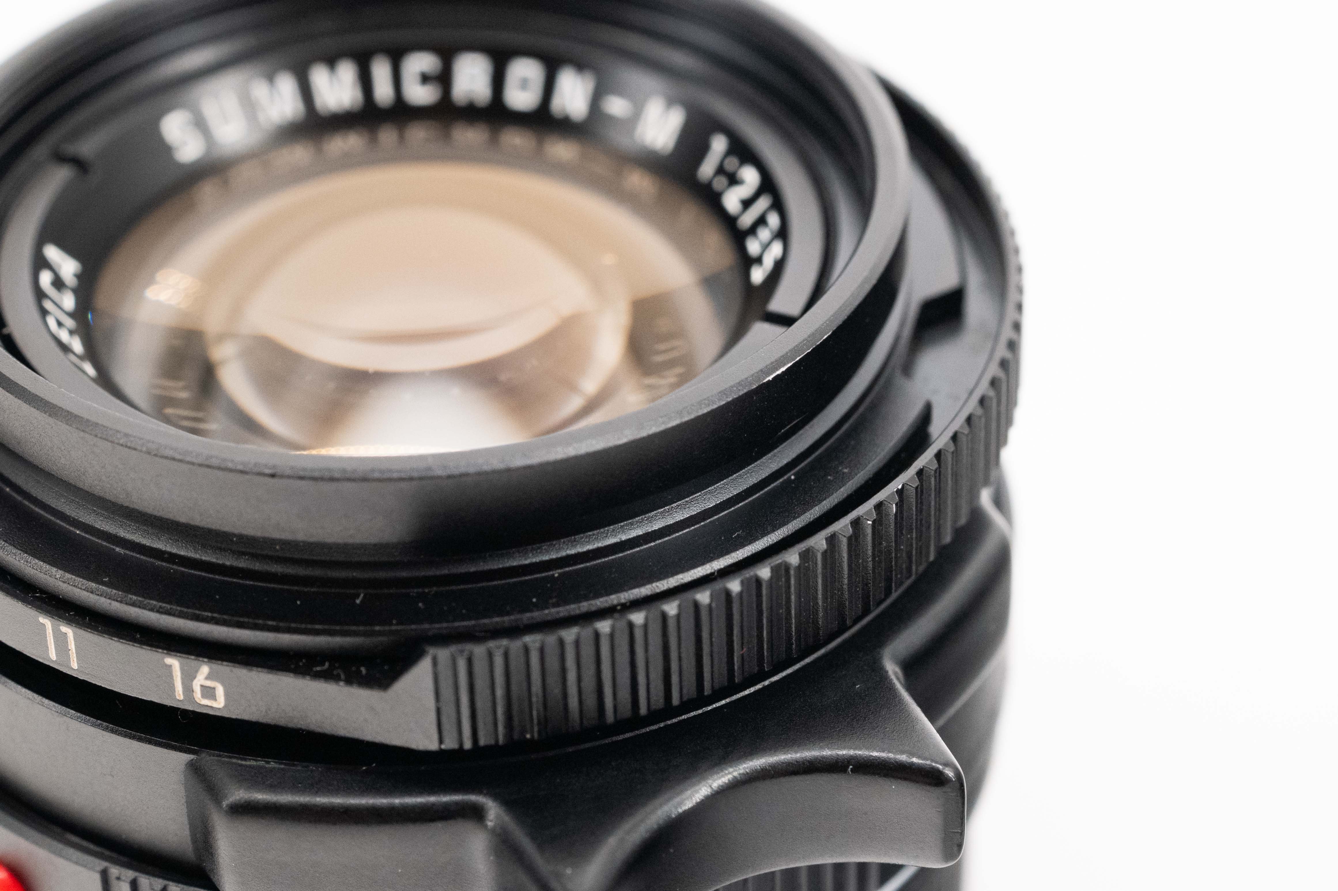 Leica Summicron-M 35mm f/2 V4 Black 11310