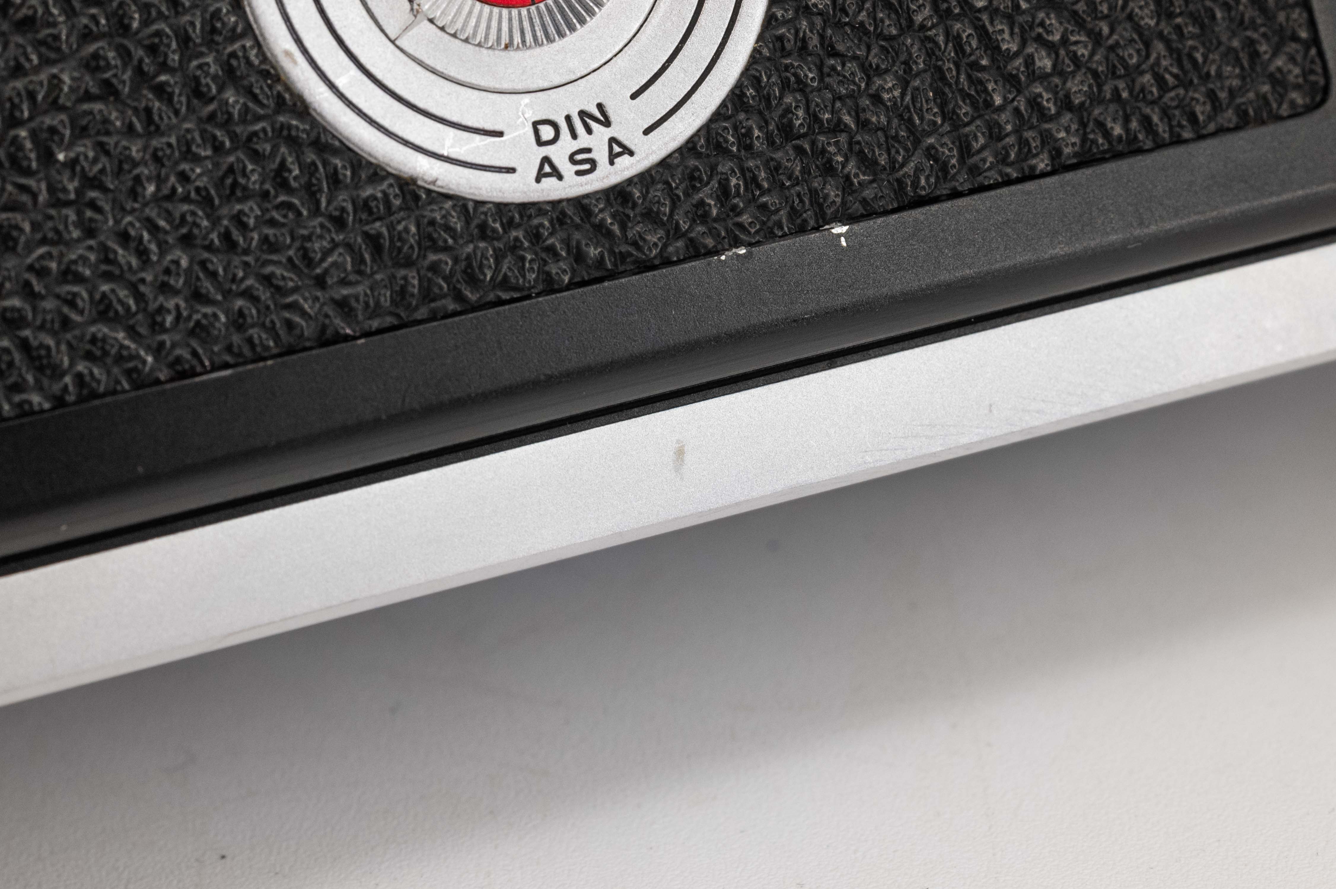 Leica M4 Silver Chrome Outfit 10400