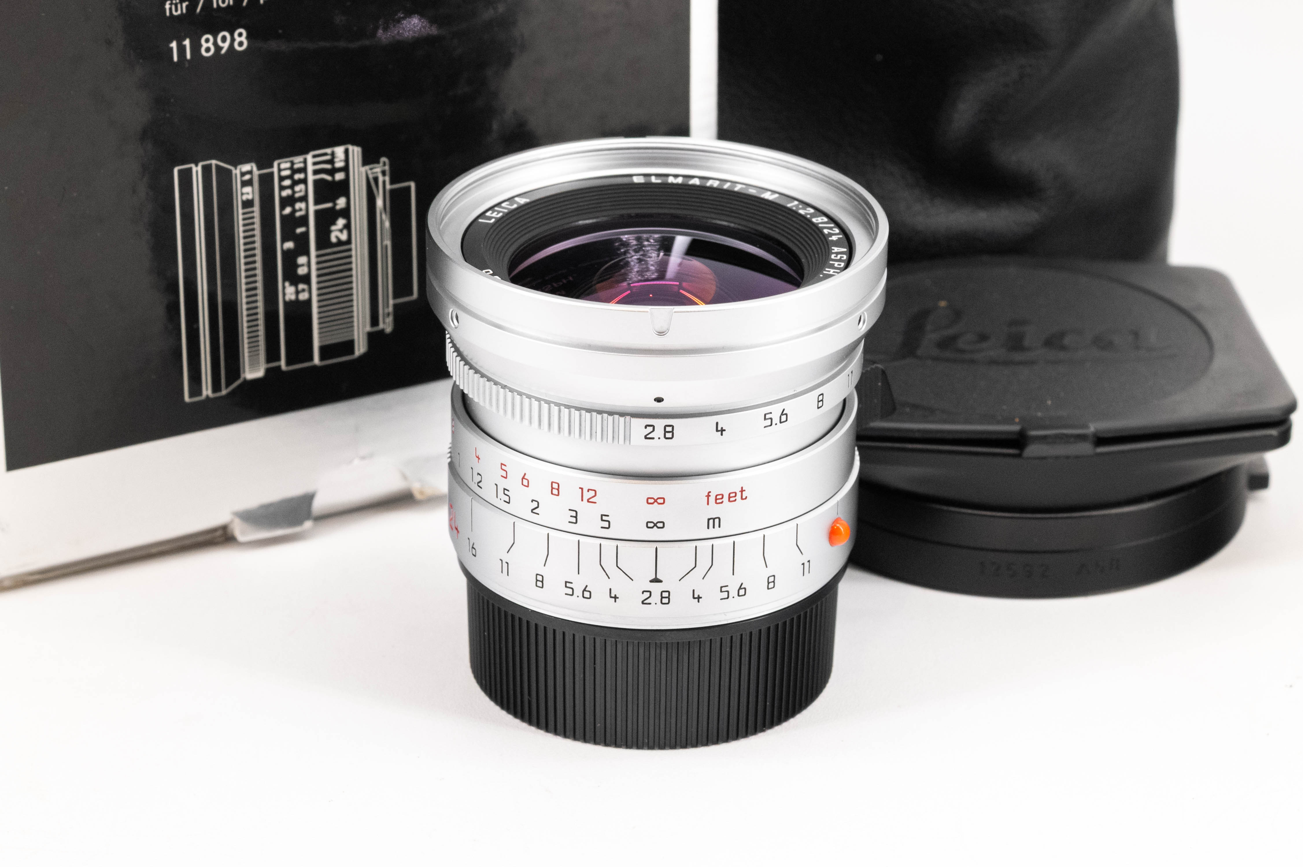 Leica Elmarit-M 24mm f/2.8 ASPH Silver Chrome 11898