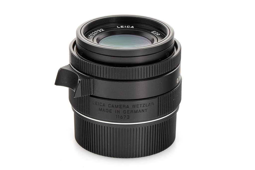 Leica Summicron-M 11673 2/35mm Asph. black 6-bit - like new with full guarantee Leica Summicron-M 11673 2/35mm Asph. black 6-bit - like new with full guarantee