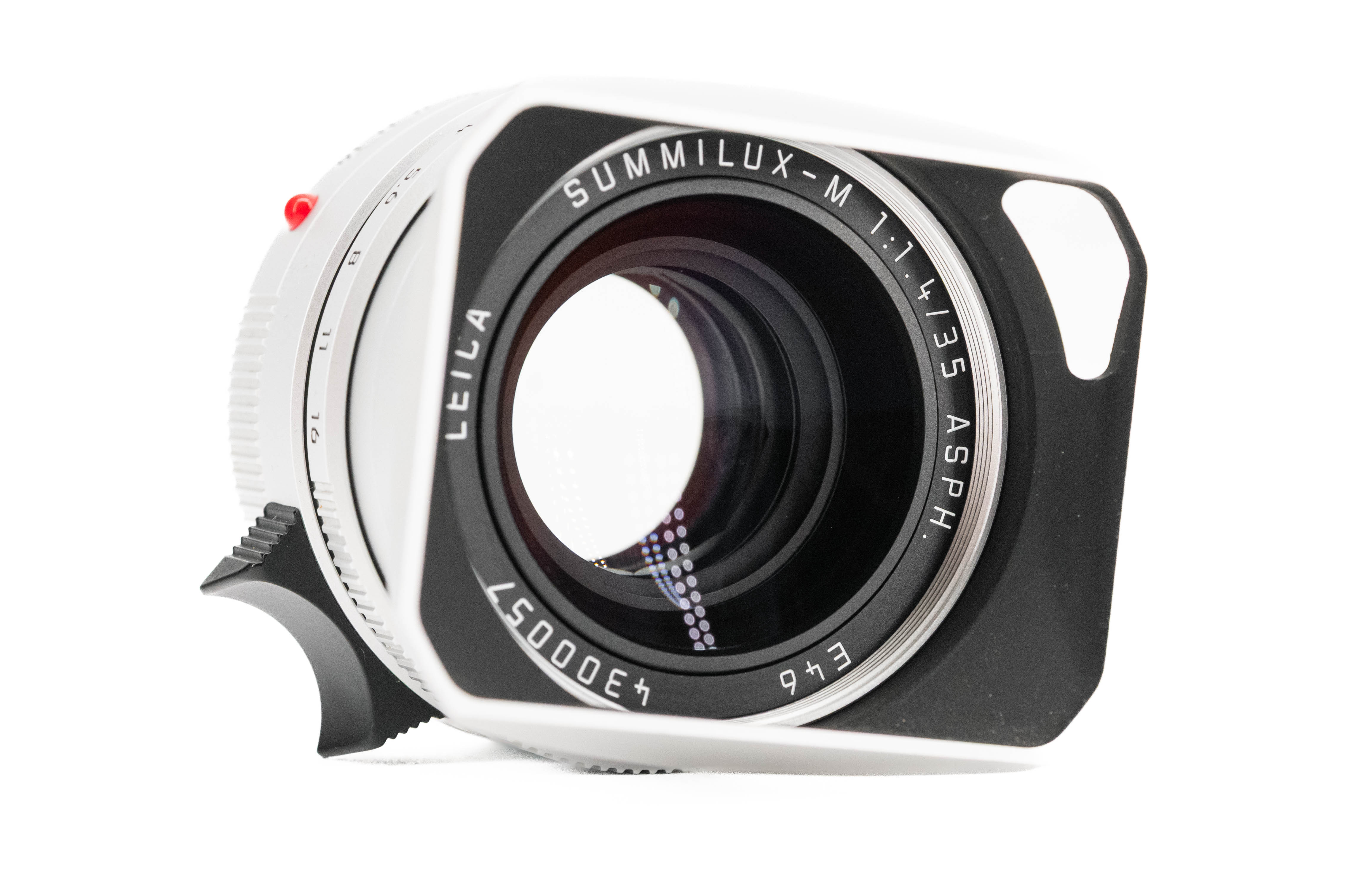 Leica Summilux-M 35mm f/1.4 ASPH FLE Silver Anodised 11675