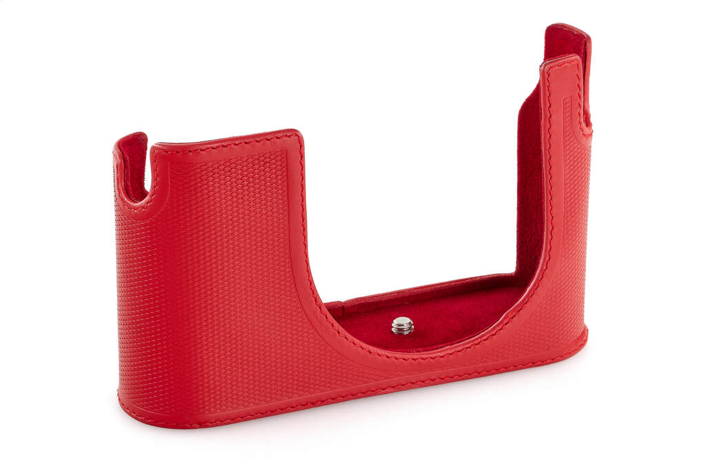 Leica 19568 protector Q2, red - like new with full guarantee