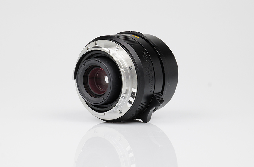 LEICA SUMMICRON-M 1:2/28 ASPH, black