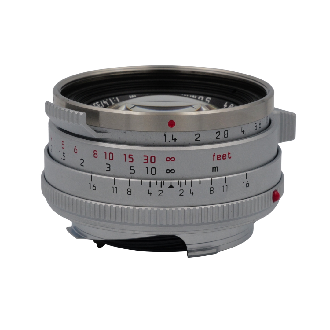 Leica Summilux-M Classic 35mm f/1.4 Leica Summilux-M Classic 35mm f/1.4