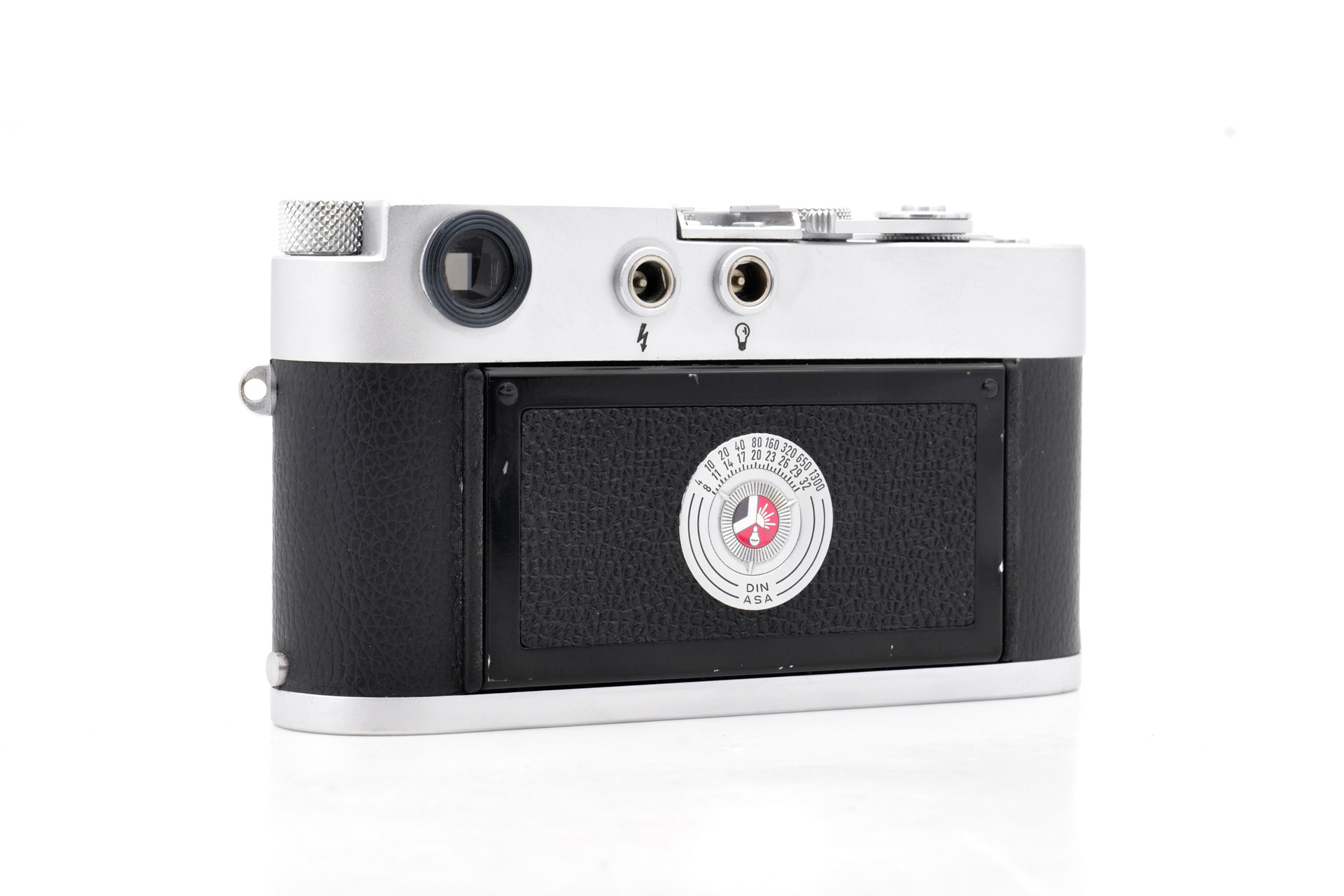 Leica M2, black with chrome finish