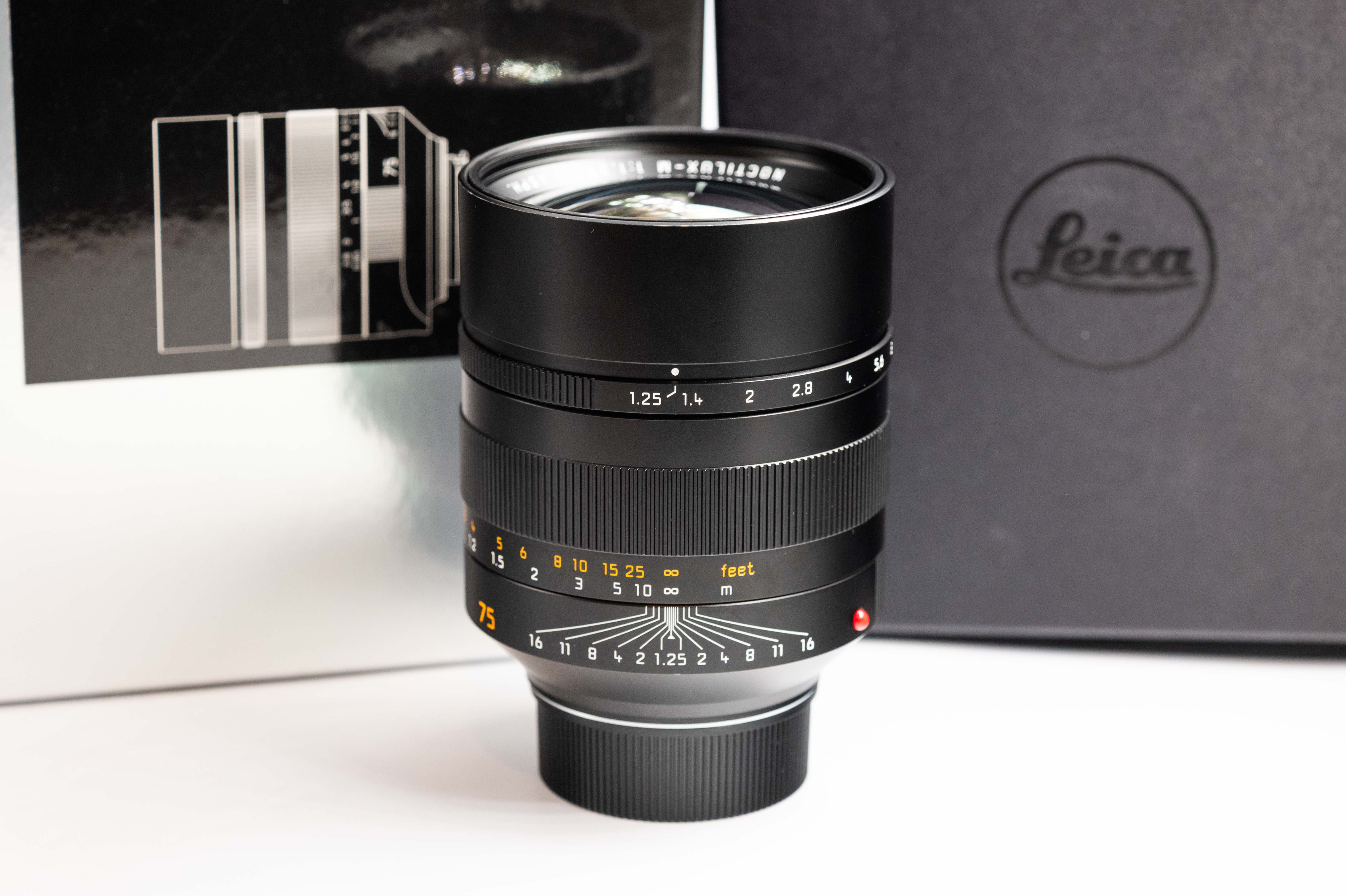 Leica Noctilux-M 75mm f/1.25 ASPH 11676