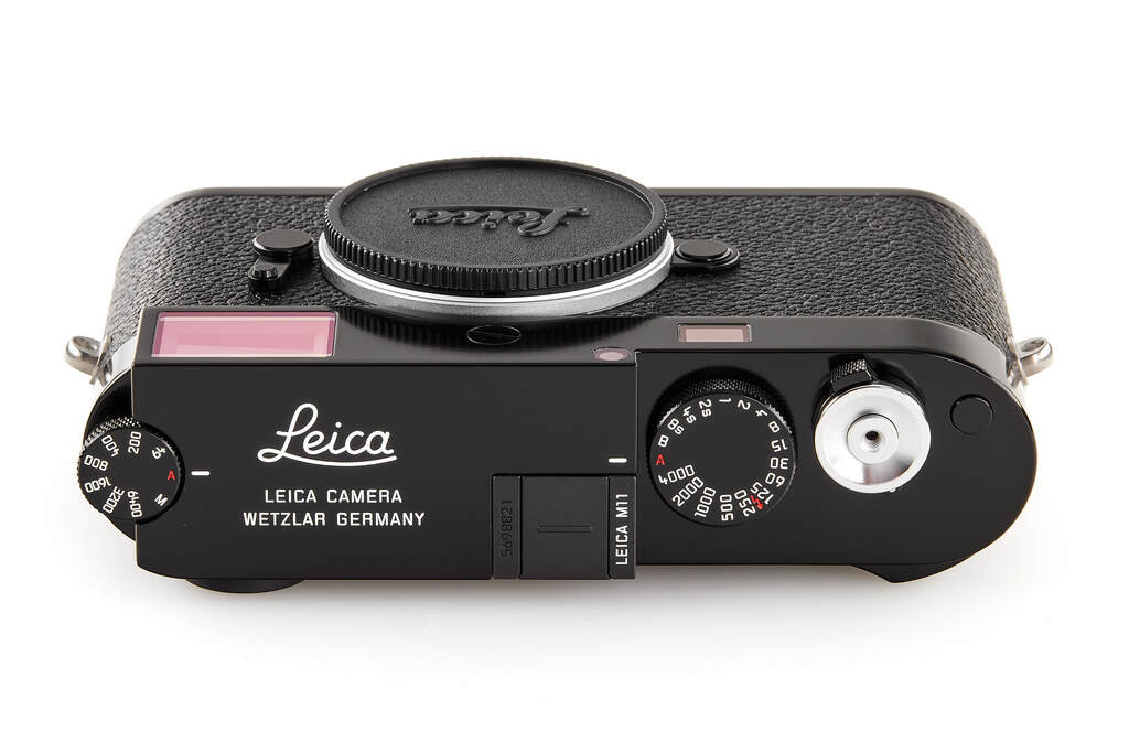 Leica M11 20230 glossy black paint - with 2 years of guarantee