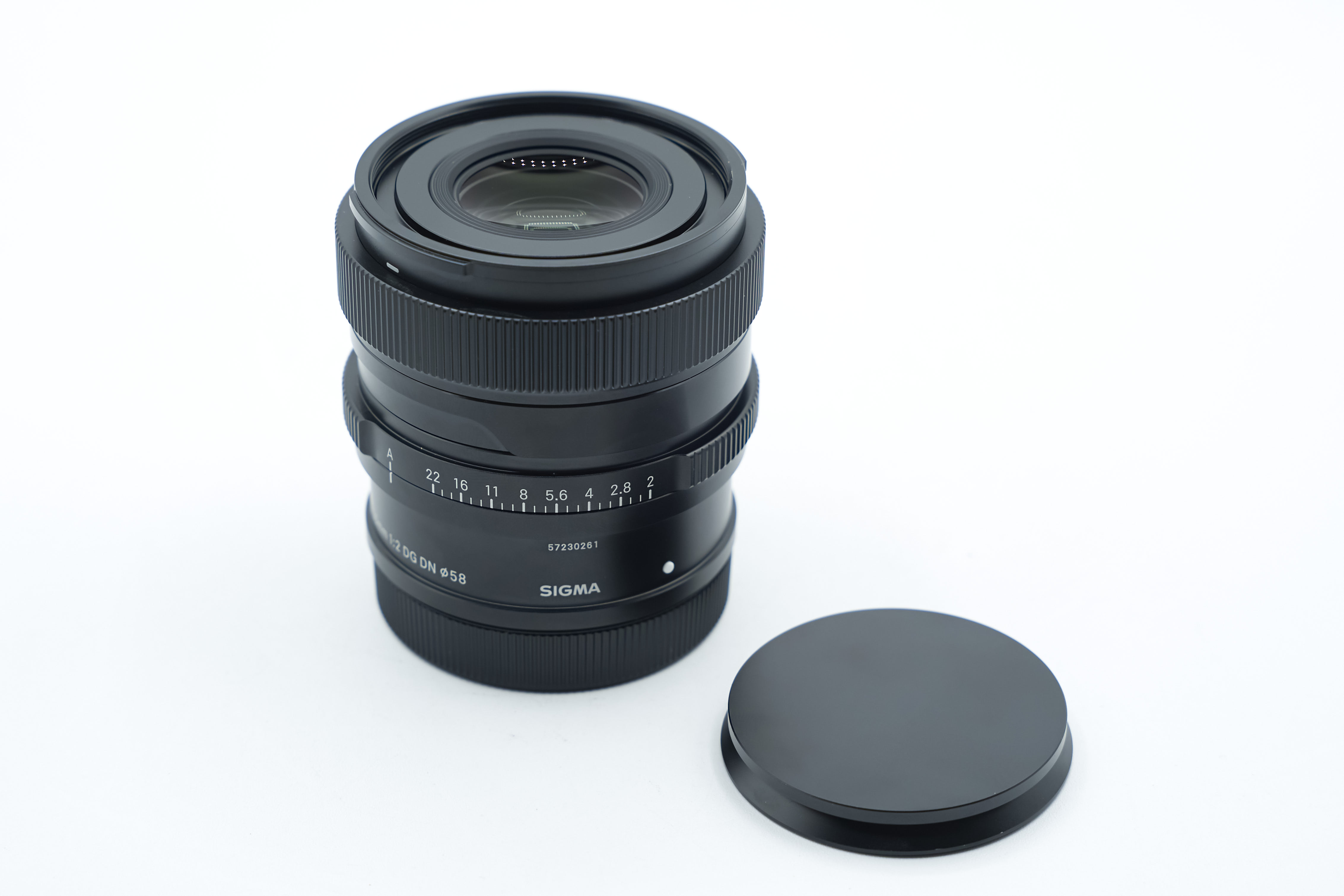50mm f/2 DG DN