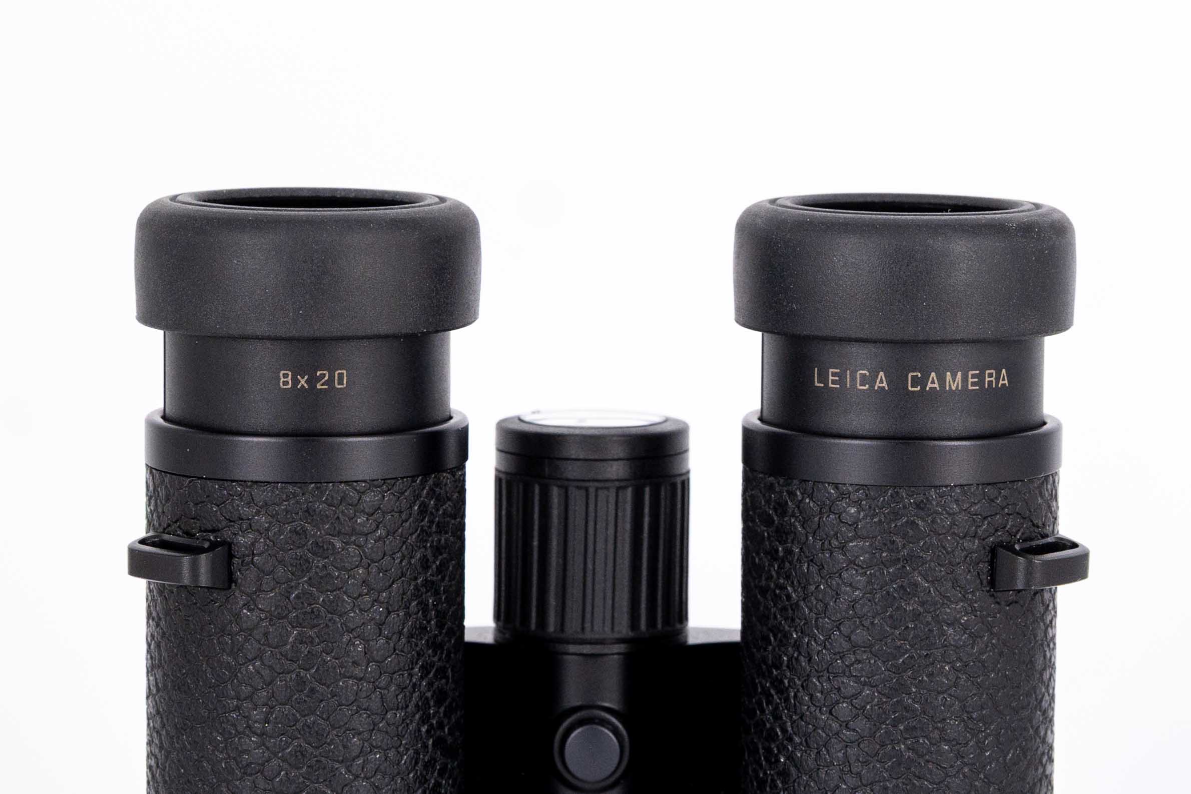 ULTRAVID 8x20 BL, black with case
