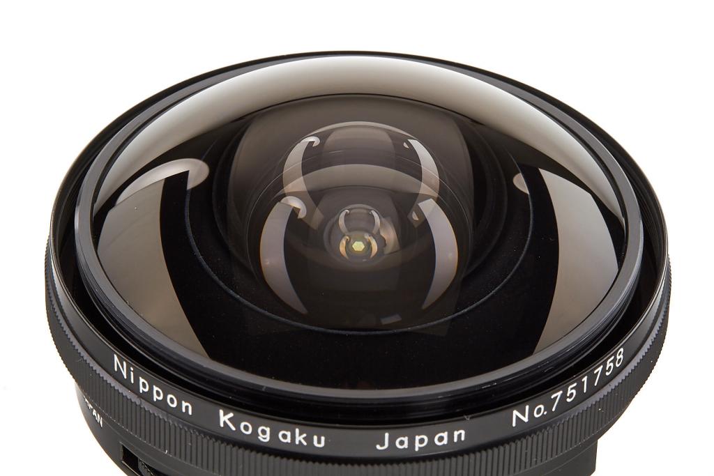 Nikon 7,5mm/5,6 Fish-eye-Nikkor with finder
