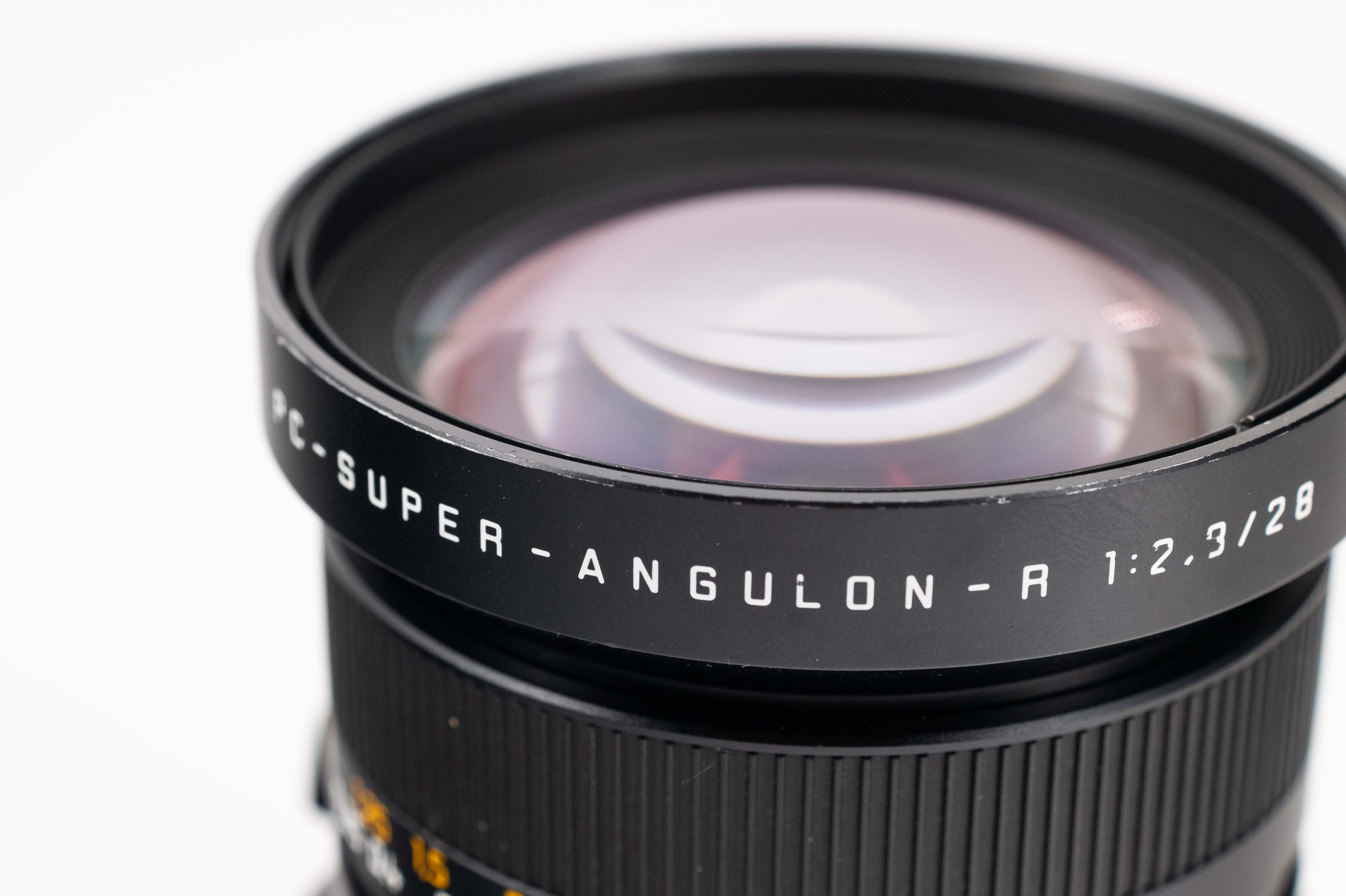 Leica PC Super-Angulon-R 28mm f/2.8 11812 Leica PC Super-Angulon-R 28mm f/2.8 11812
