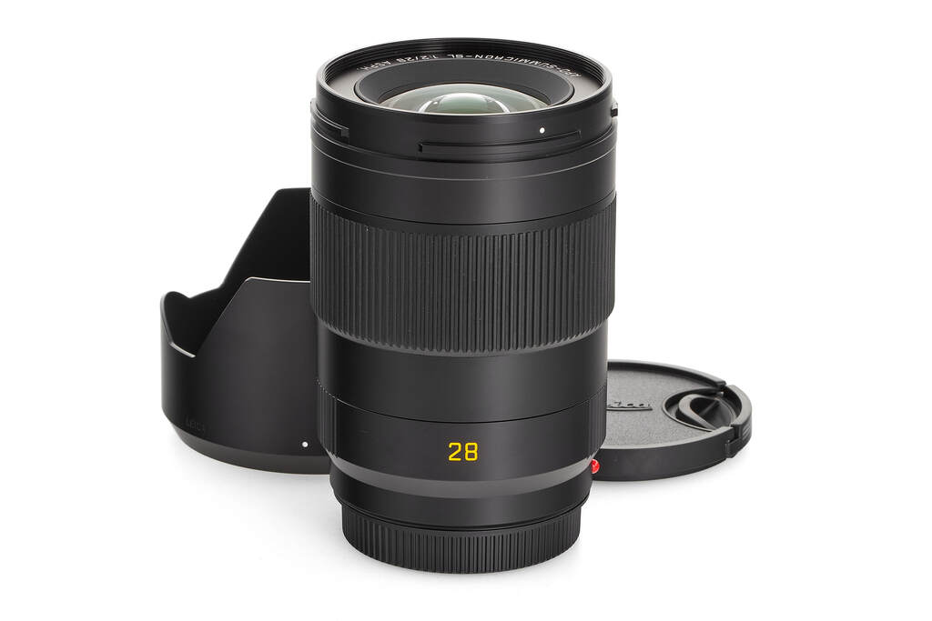 Leica APO-Summicron-SL 2/28mm 11183 - like new with two years guarantee