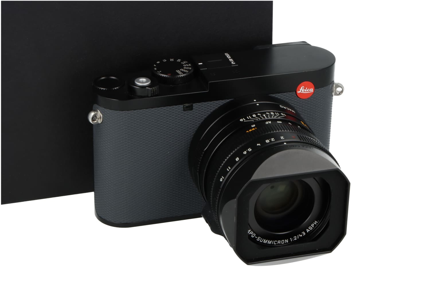 Kit Leica Q3 43 + doppio caricatore + protezione schermo (19084) Kit Leica Q3 43 + doppio caricatore + protezione schermo (19084)