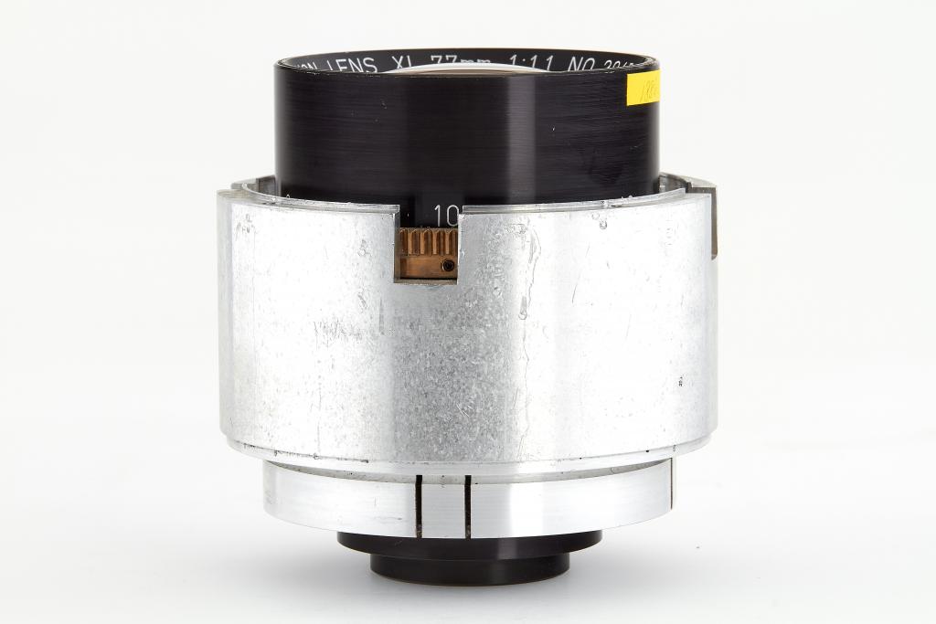 Canon XI 1.1/77mm Canon XI 1.1/77mm