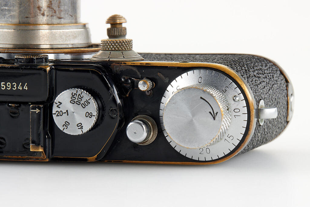 Leica III Mod. F outfit 'Erich Andres'