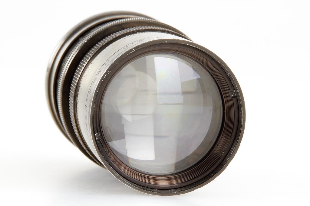 Angenieux f. M39 90/2,5 Type Y1 Angenieux f. M39 90/2,5 Type Y1