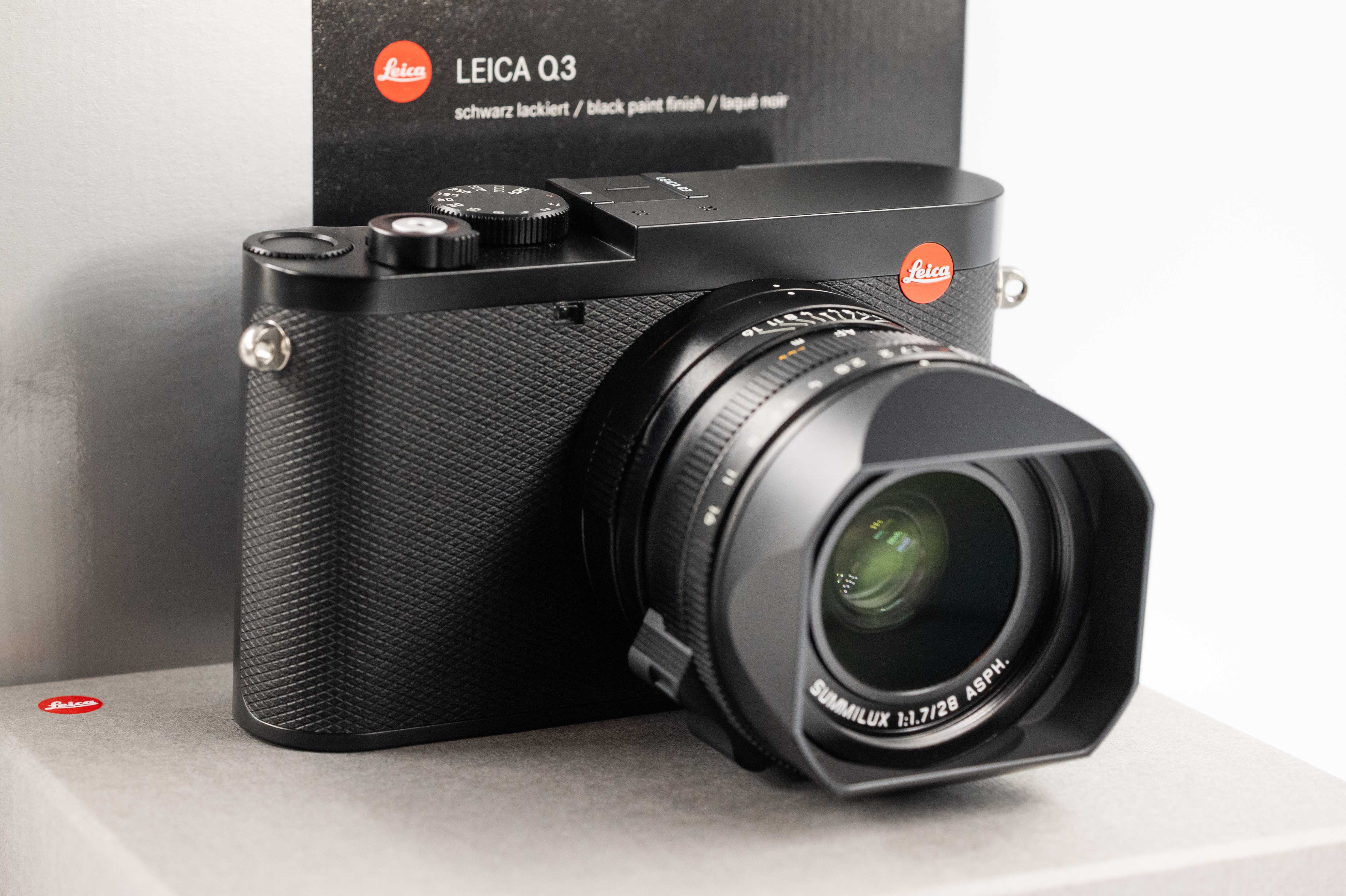 Leica Q3 Black 19080