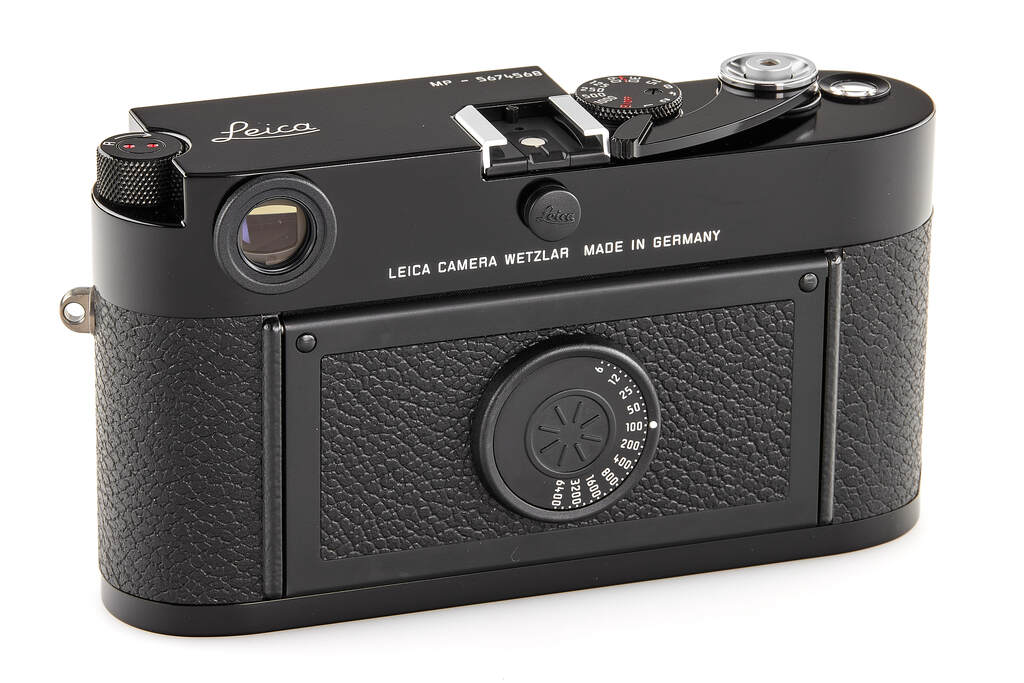 Leica MP (0.72) 10302 Black Paint - like new with 2 years guarantee