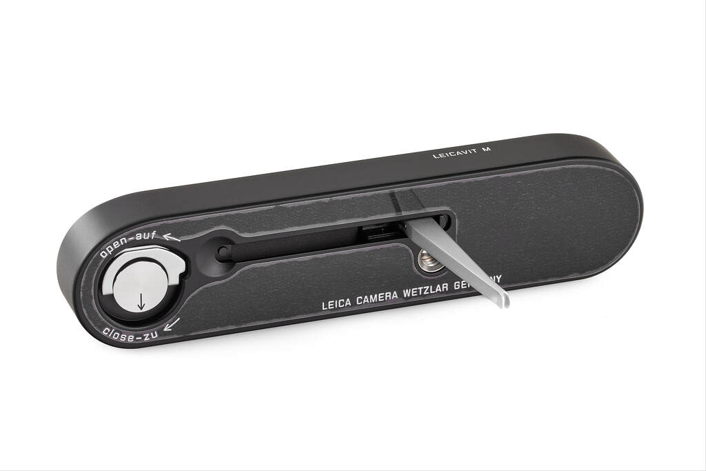 Leica Leicavit M 14676 black paint - like new with 2 years guarantee