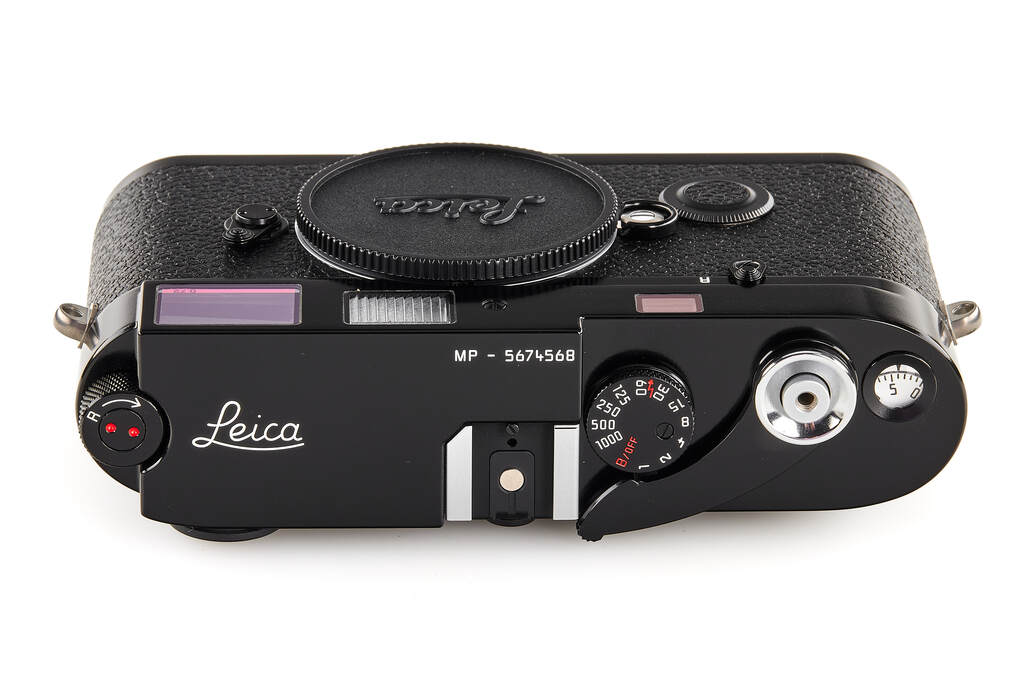 Leica MP (0.72) 10302 Black Paint - like new with 2 years guarantee