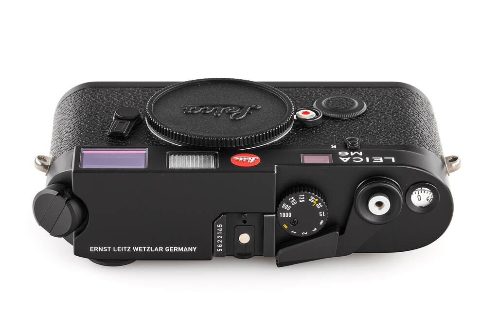 Leica M6 reissued 10557 - like new with 2 years guarantee