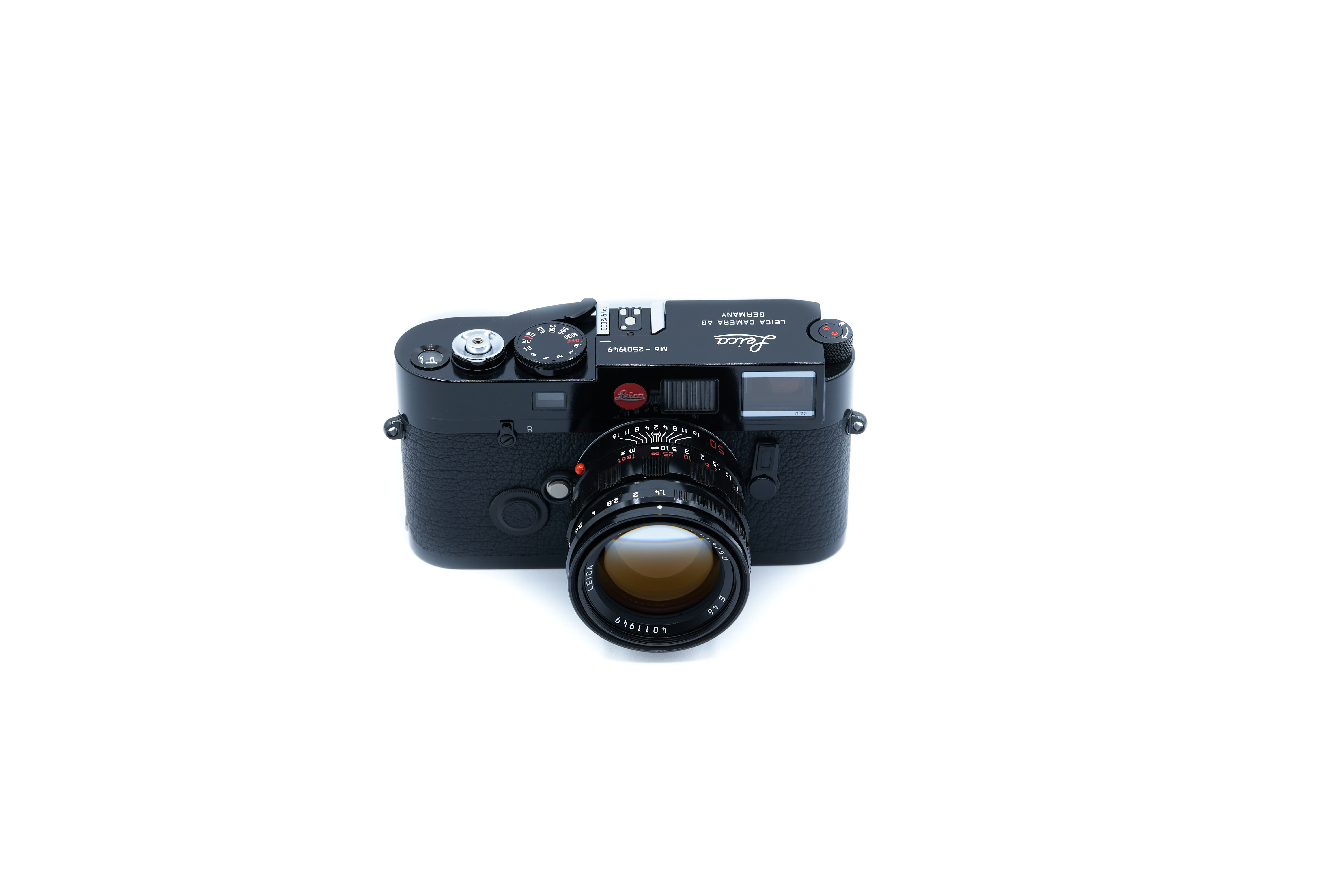 Leica M6 TTL Millennium Edition con Summilux-M 50mm f1.4 Black Paint