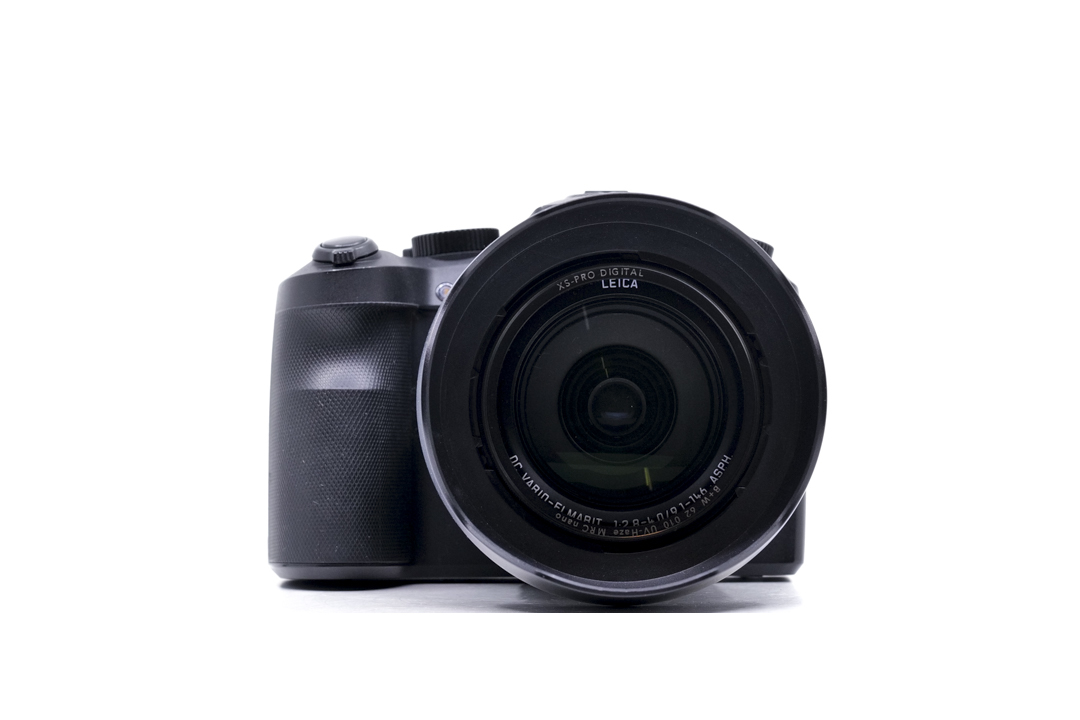 Leica V-LUX (Type 114), black