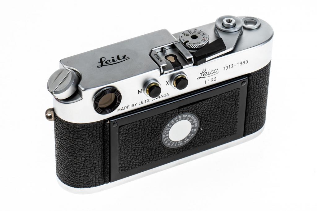 Leica M4-P chrome 10416 "70 Years" outfit