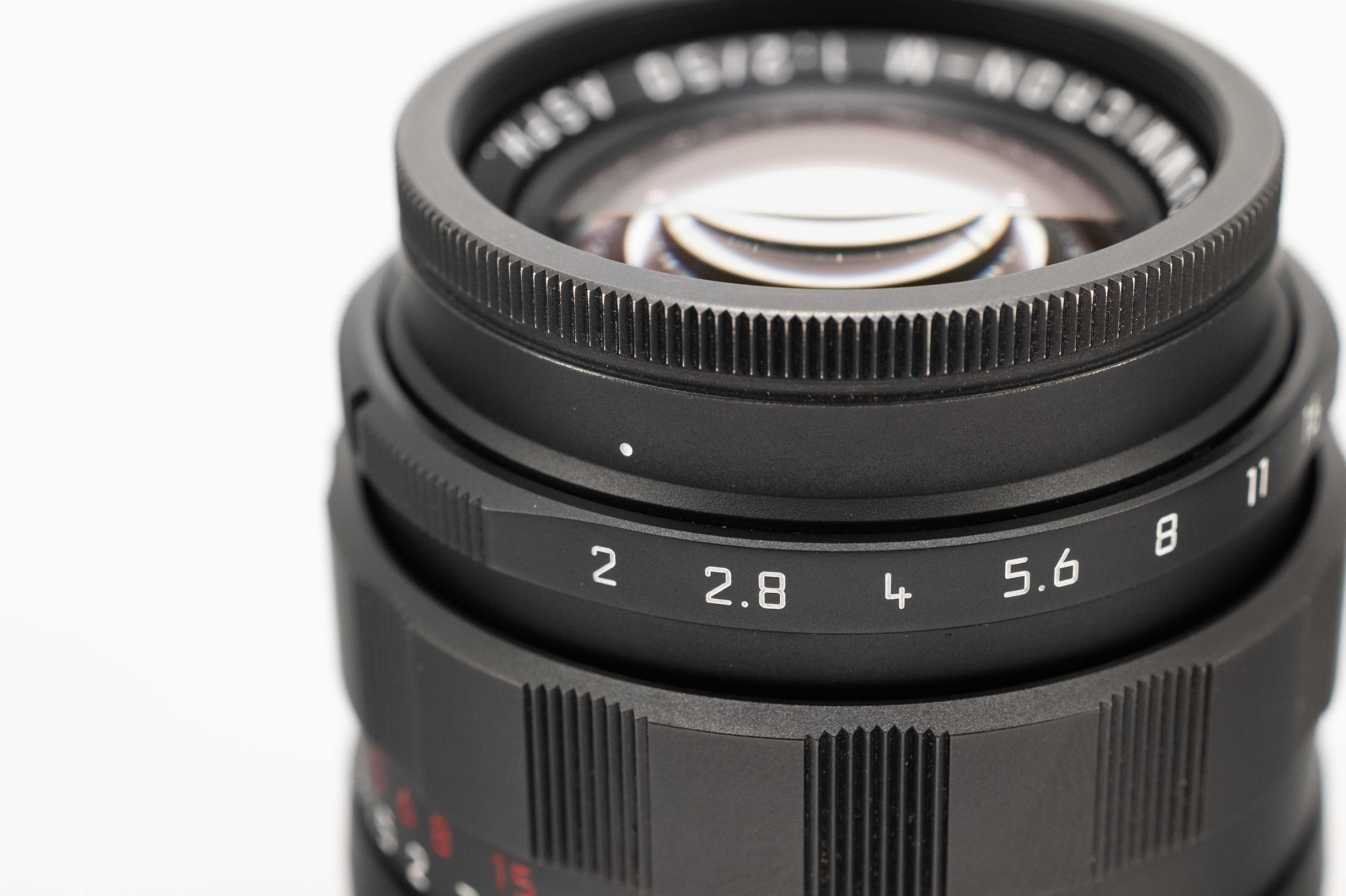 Leica APO-Summicron-M 50mm f/2 ASPH Black Chrome 11811 Leica APO-Summicron-M 50mm f/2 ASPH Black Chrome 11811