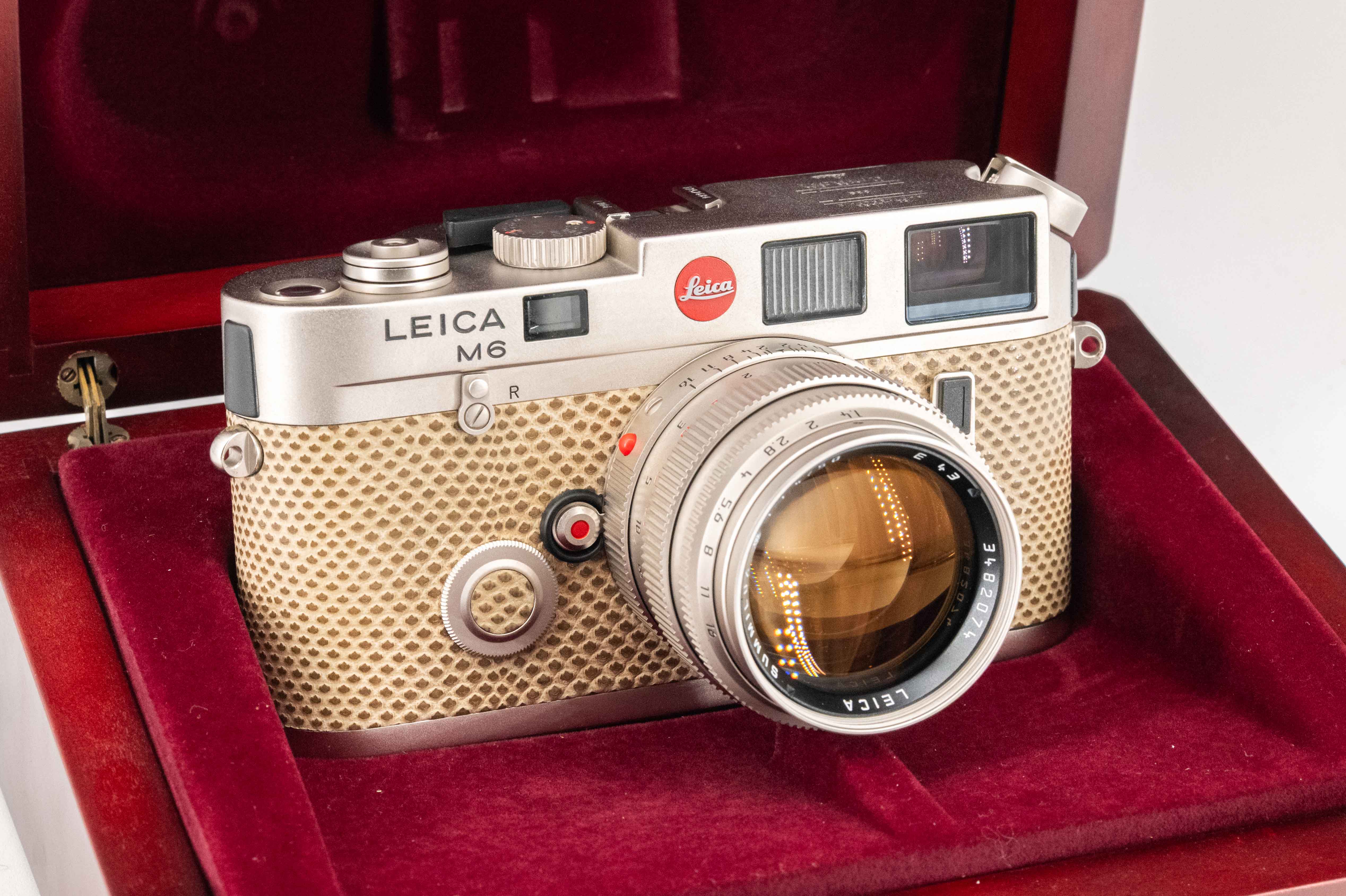 Leica M6 Platinum Set 150 Jahre Photography 10450