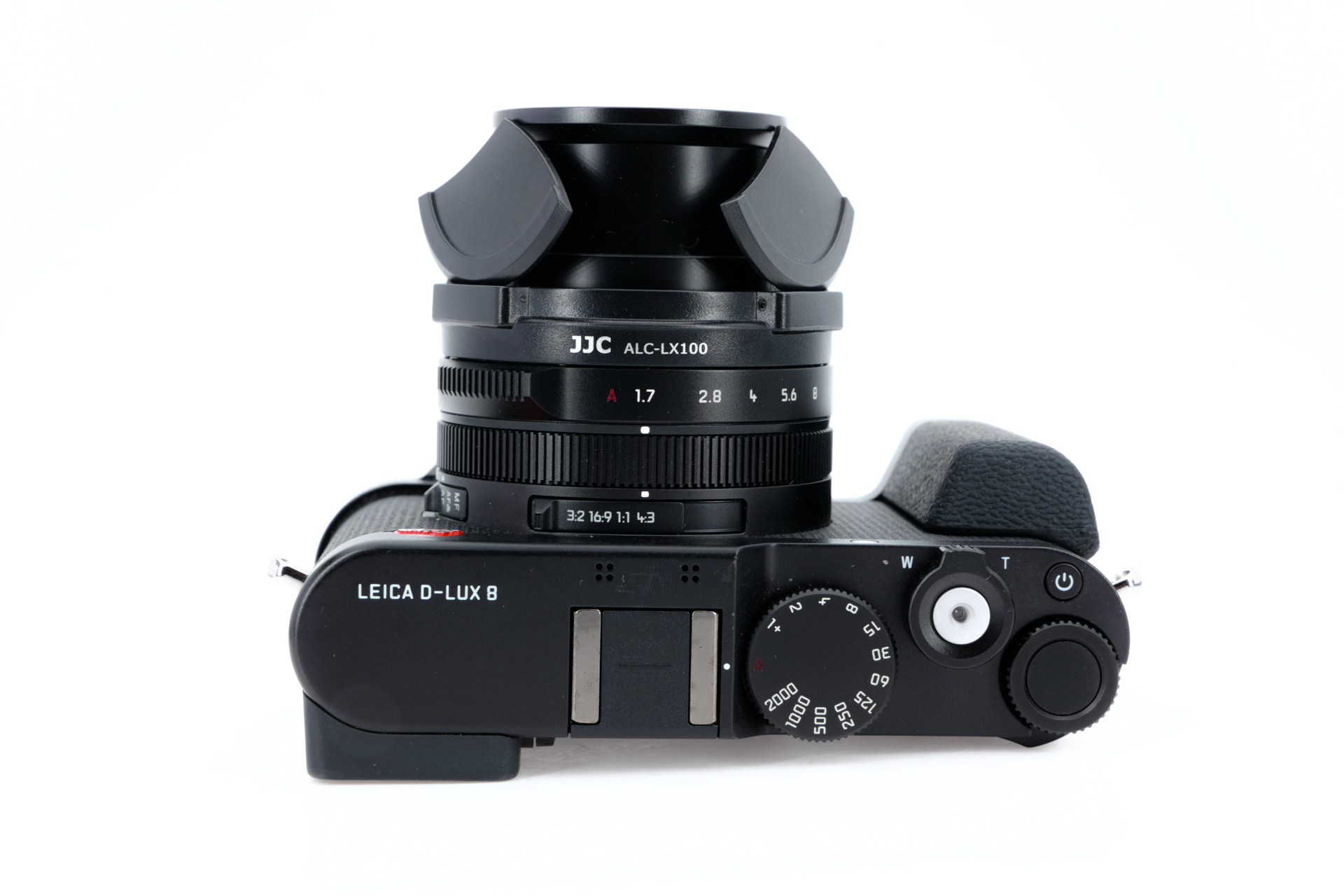 LEICA D-LUx 8 painted black