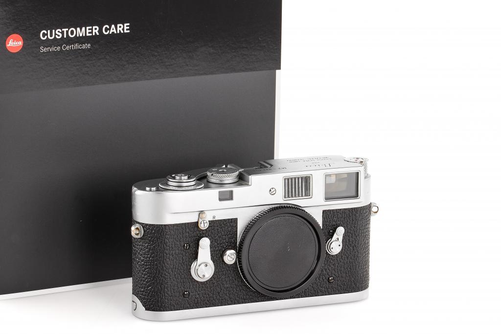 Leica M2 chrome with full CLA