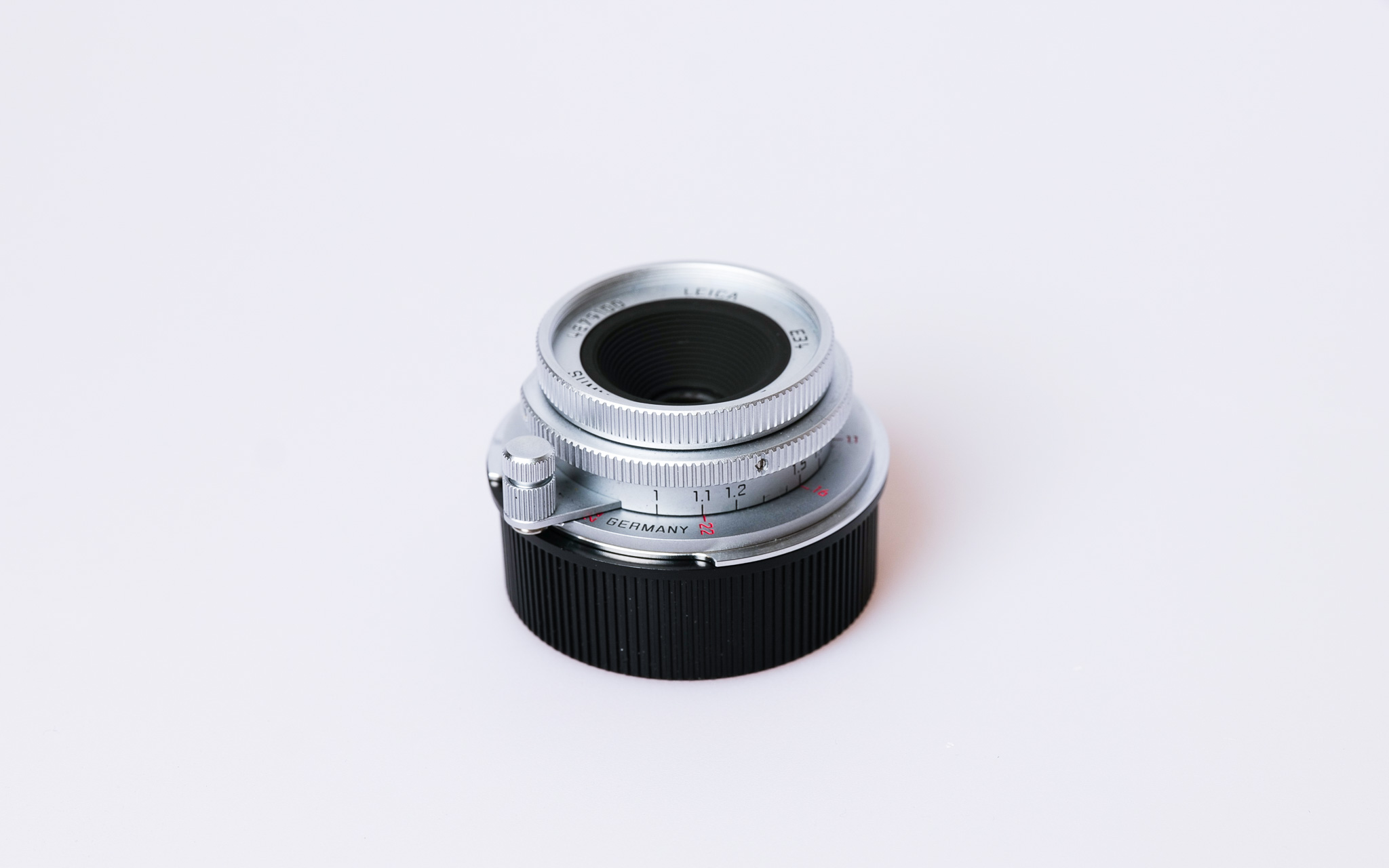 SUMMARON-M 5.6/28, silbern verchr.